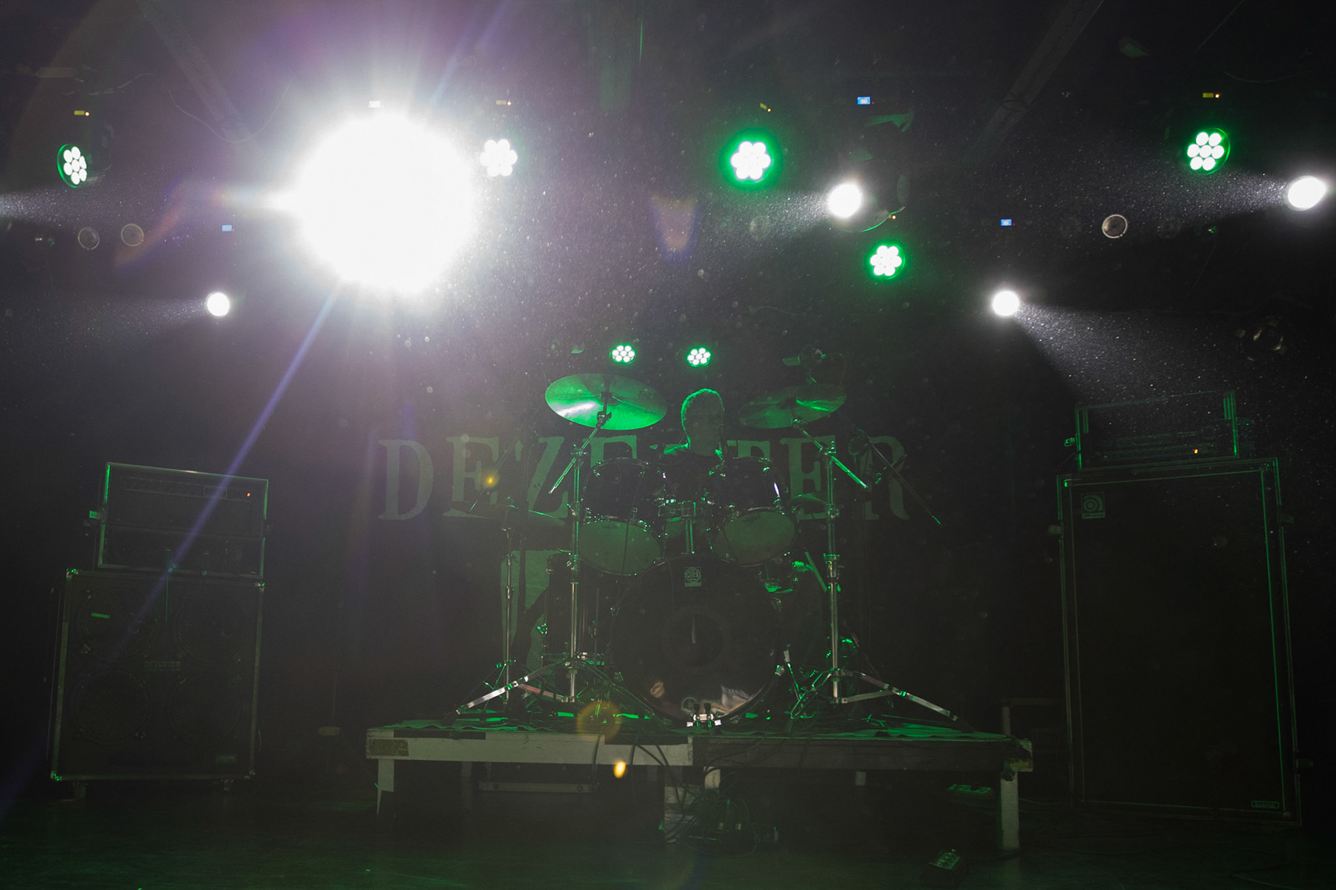 9.12.2017r Dezerter koncert Proxima, Robert Robal Matera gitara, wokal, Krzysztof Grabowski perkusja , Jacek Chrzanowski gitara basowa fot. Andrzej Wasilkiewicz/Reporter