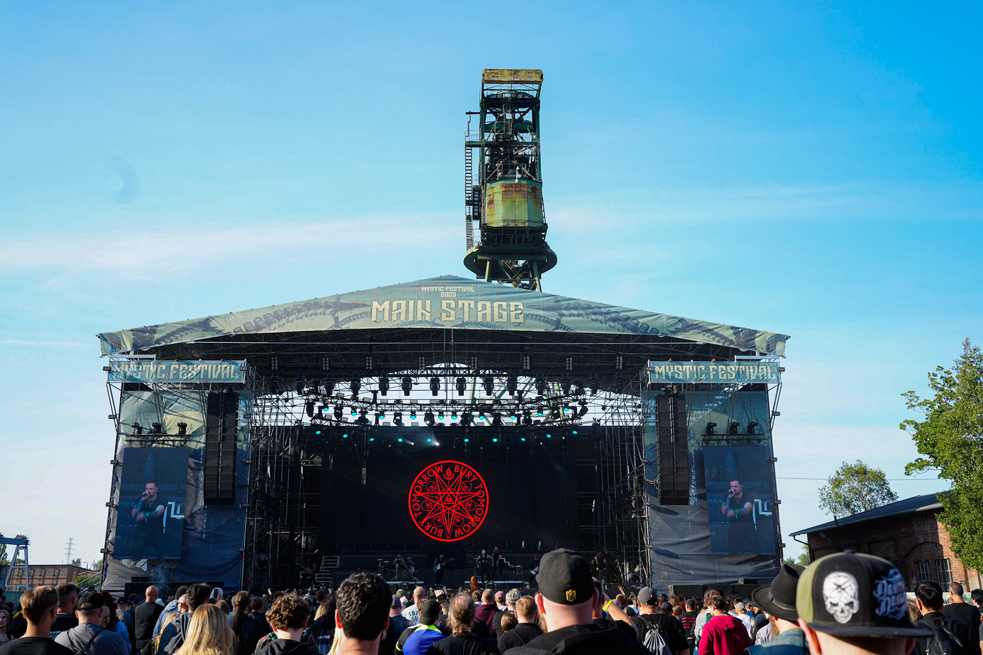 10.06.2023 Bury Tomorrow trzeci dzien festiwaluMystic Festival 2023, Stocznia Gdanska fot. Andrzej Wasilkiewicz/Reporter