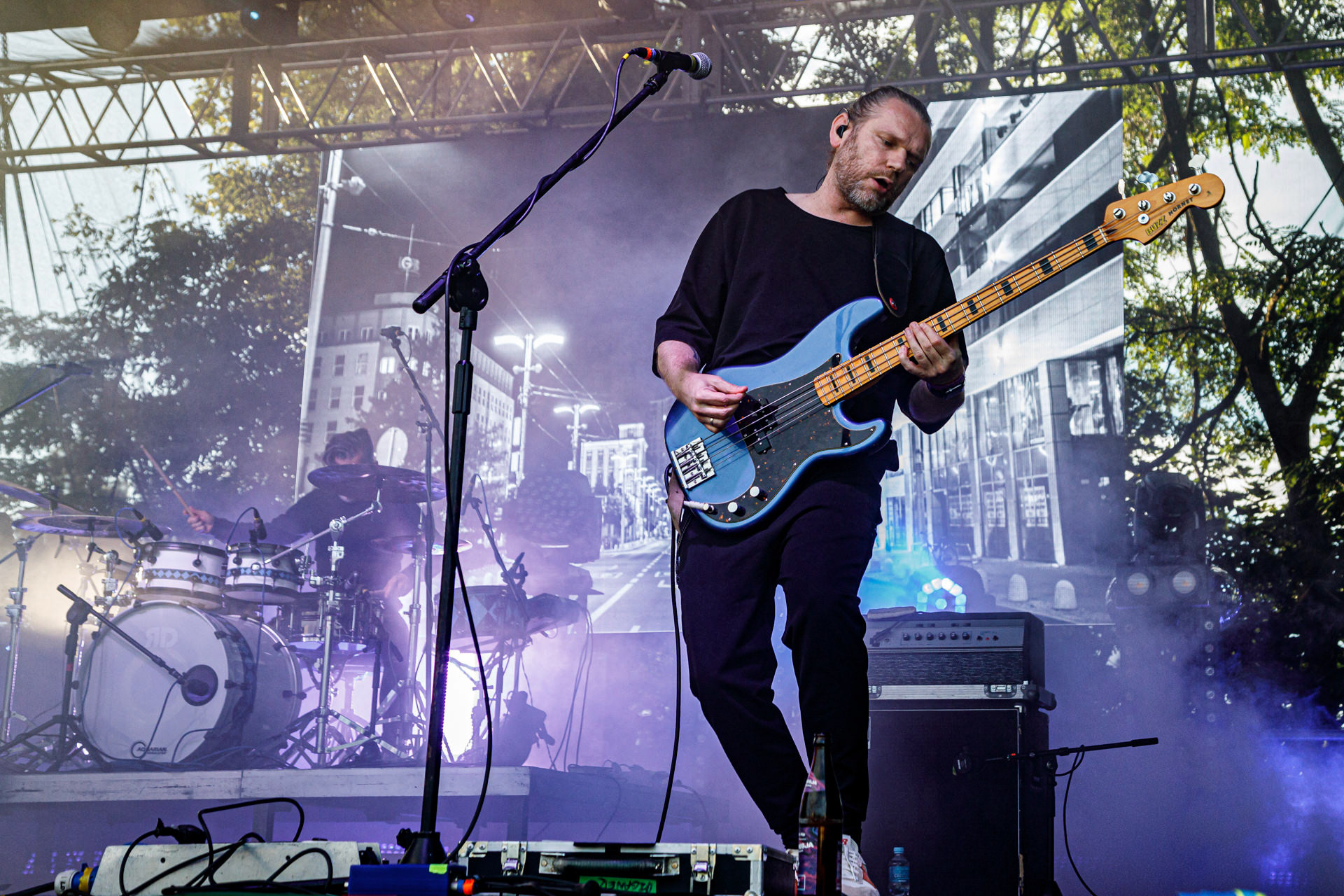 10.07.2022 Organek -  Antyfest Antyradia 2022 - Warszawa, letnia scena klubu Progresja. Tomasz Organek – gitara, wokal,Adam Staszewski – gitara basowa,Robert Markiewicz – perkusja,Tomasz Lewandowski – instrumenty klawiszowe,Rock alternatywny.fot. Andrzej Wasilkiewicz/Reporter