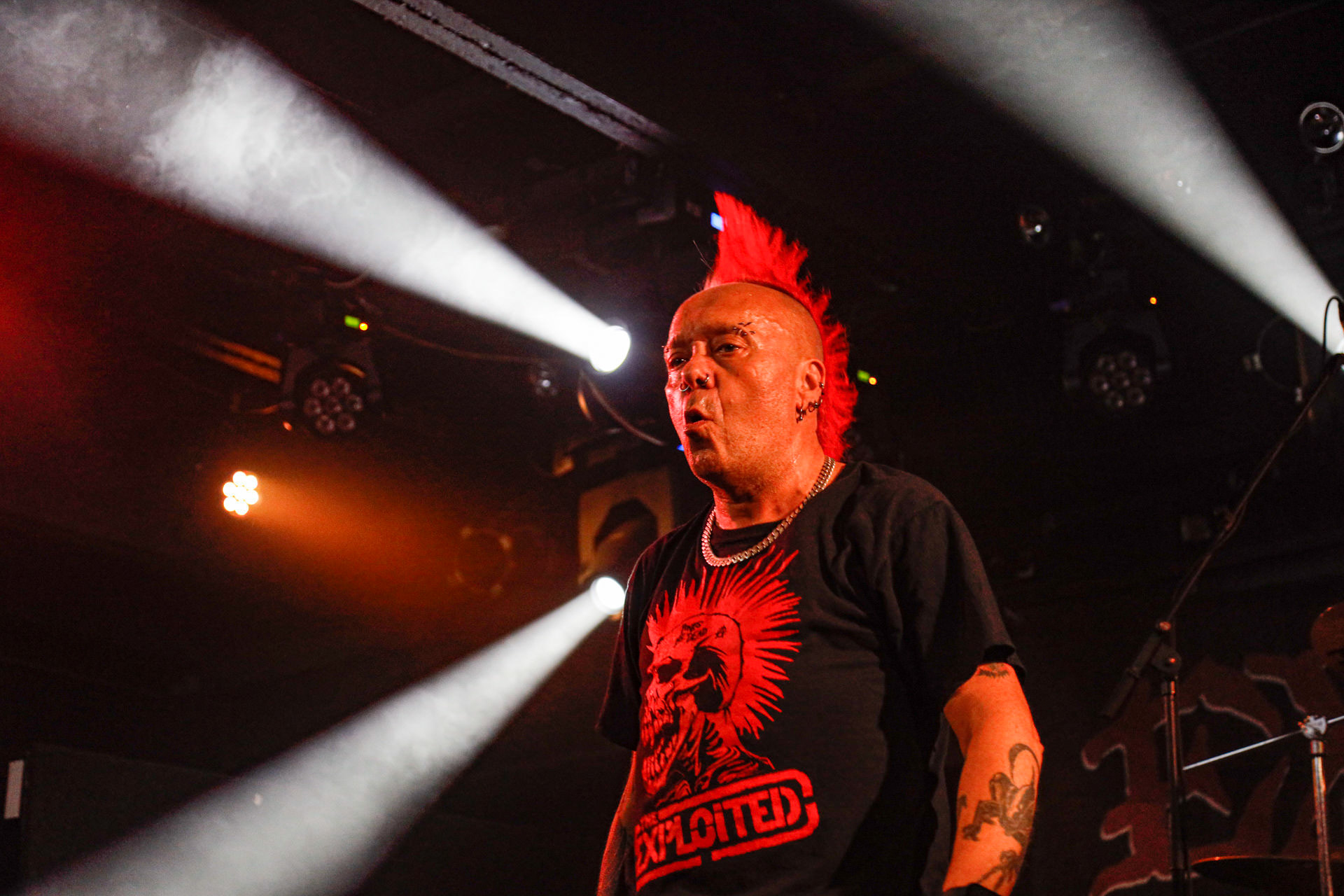 25.08.2022 The Exploited - legenda drugiej fali punk rocka na koncercie w warszawskiej Proximie.Weterani punk rock, hardcore punk, crossover thrash z Edynburga w składzie:Wattie Buchan – wokal, Irish Rob – bas,Willie Buchan – perkusja,Robbie Steedo Davidson - gitara,Produkcja: Noise Annoys Booking Agency and Records, Boredom Booking. fot. Andrzej Wasilkiewicz/Reporter