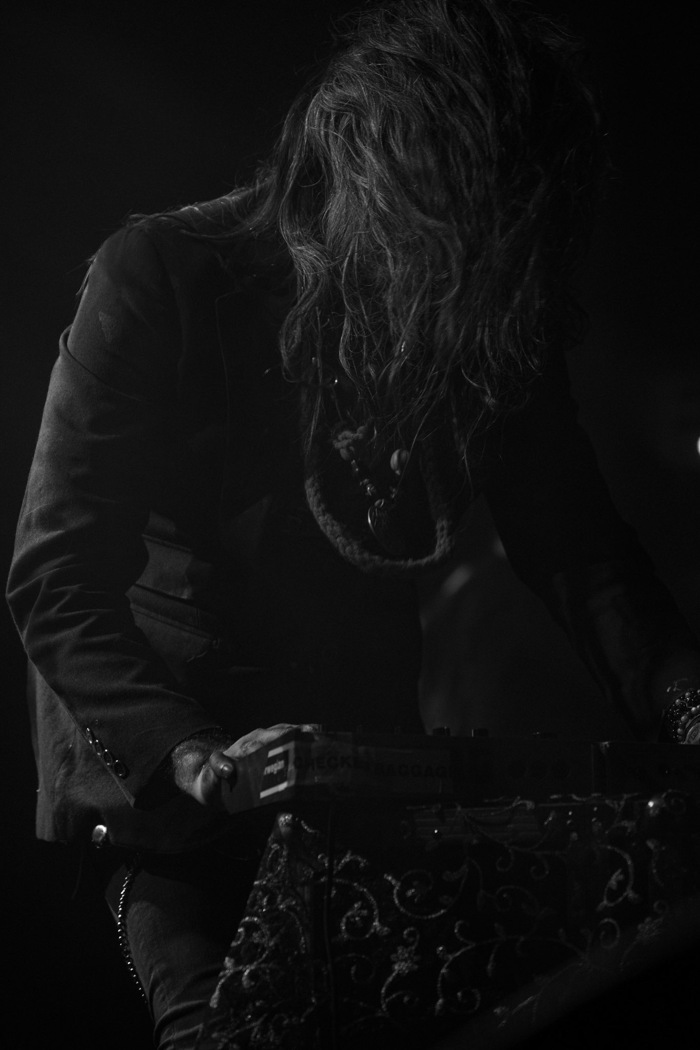 15.12.2019 koncert norweskiego zespołu Dødheimsgard, Merry Christless 2019, Warszawa Klub Progresja,
zespół Vicotnika - Yusaf Parvez, alternatywny metal, industrial metal,
n/z Yusaf "Vicotnik" Parvez - gitara, śpiew,
n/z Lars-Emil Måløy - gitara basowa,
n/z Tommy Thunberg - gitara,
n/z Øyvind Myrvoll - perkusja,
New Aeon Musick, Knock Out Productions
fot. Andrzej Wasilkiewicz/REPORTER