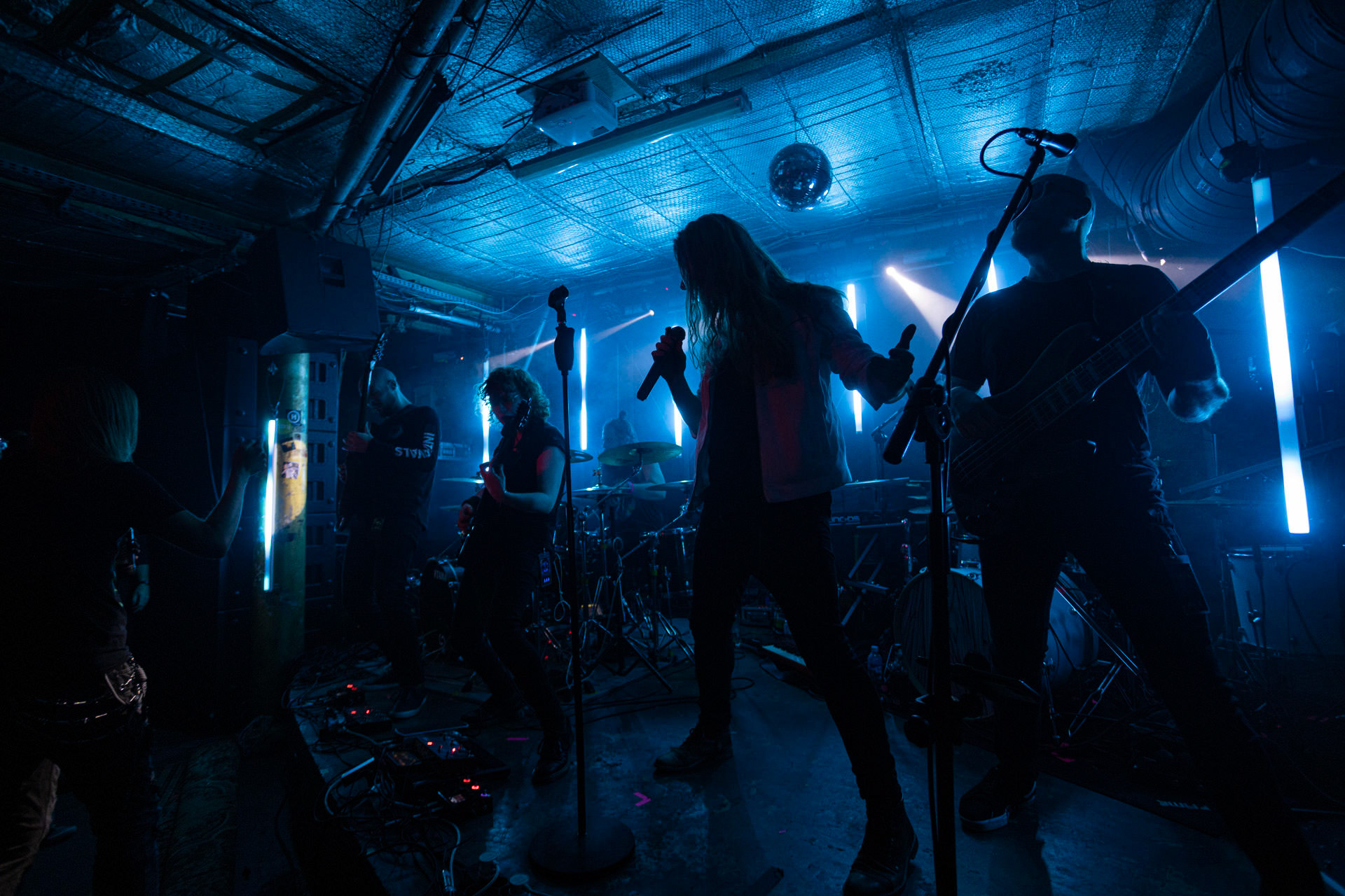 13.09.2022 VOYAGER - Warsaw pop/prog/power/rock/metal.Danny Estrin - Lead Vocals/Keys/Programming,Simone Dow - Guitars,Alex Canion - Bass/Backing Vocals,Scott Kay - Guitars,Ashley Doodkorte - Drums,Produkcja Knock Out Productions,Hydrozagadkafot. Andrzej Wasilkiewicz/kaziq.com