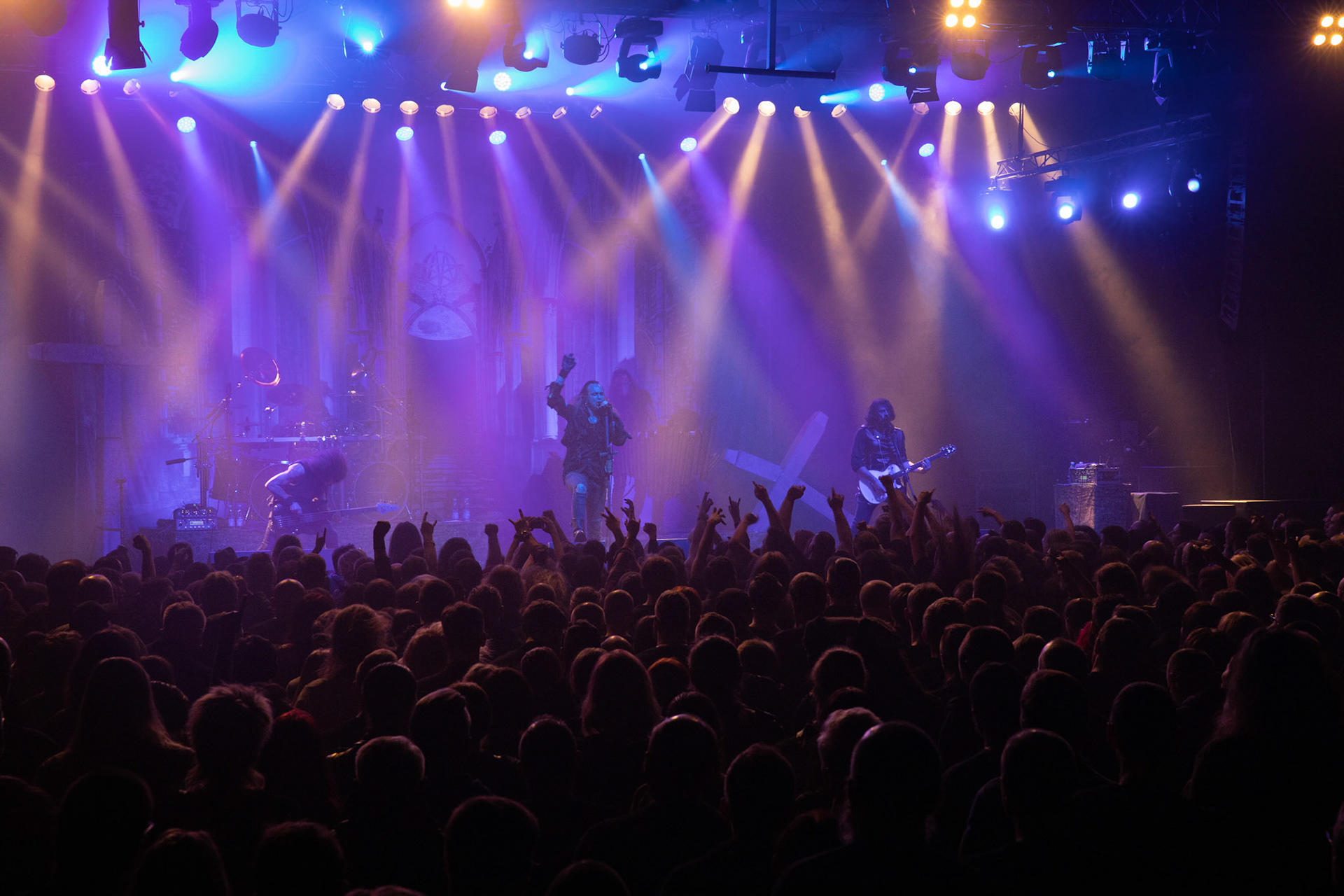 25.11.2019 Warszawa Klub Progresja Europejska Trasa Moonspell z Rotting Christ 2019
koncert Moonspell
N/z Fernando Langsuyar Ribeiro wokal  
N/z Ricardo Amorim gitara  
N/z Pedro Passionis Paixăo instrumenty klawiszowe  
N/z Miguel Mike Gaspar perkusja  
N/z Aires Pereira gitara basowa 
fot. Andrzej Wasilkiewicz/REPORTER