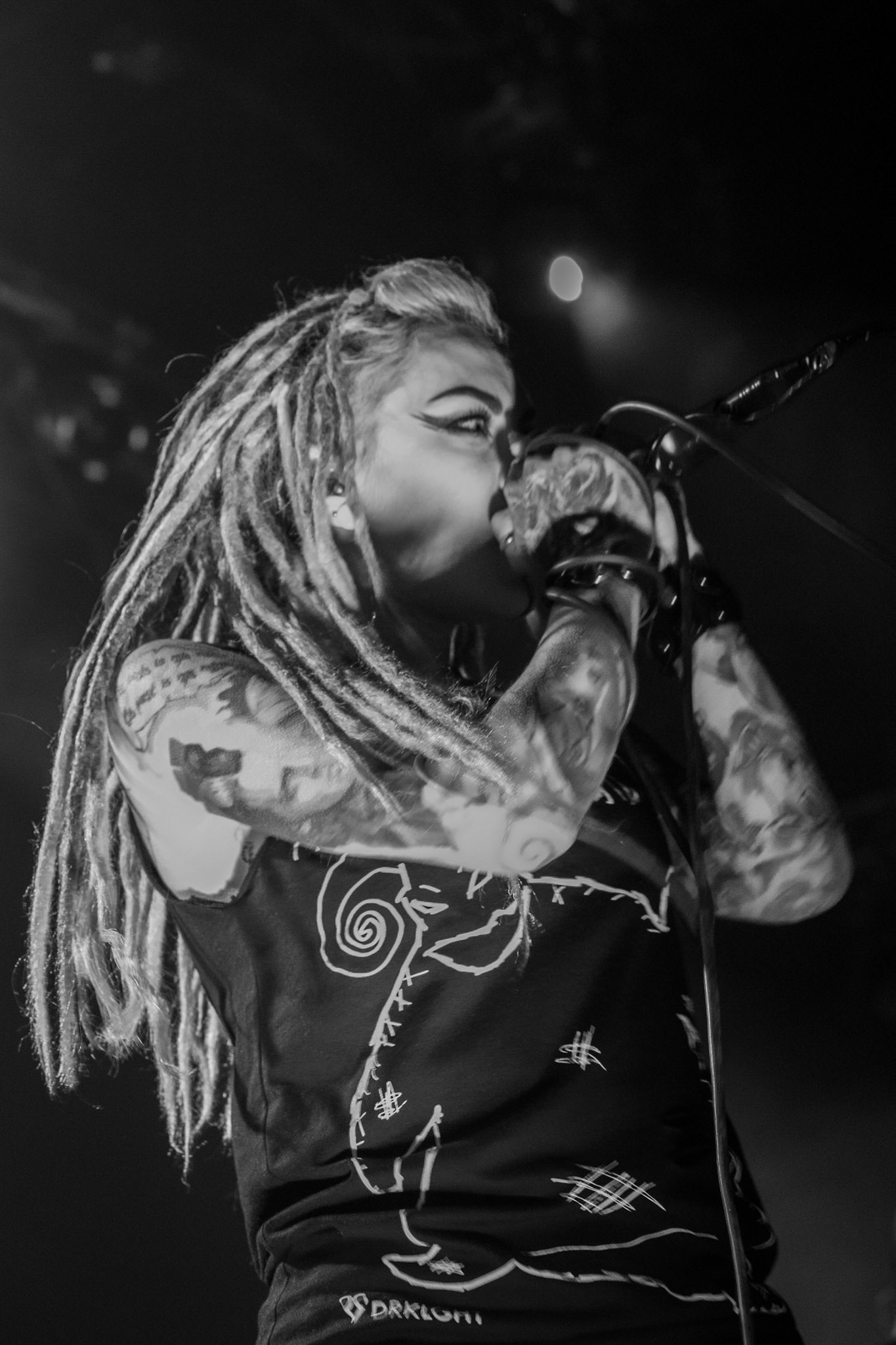 01.03.2019 Infected Rain- koncert warszawska Progresja, Infected Rain Moldovan nu metal, nu metalcore,
Vadim "Vidick" Ozhog - guitars, 
Vladimir Babici - bass, 
Serghei Babici - guitars, 
Eugen Voluta - drums,
Elena "Lena Scissorhands" Cataraga - vocals,