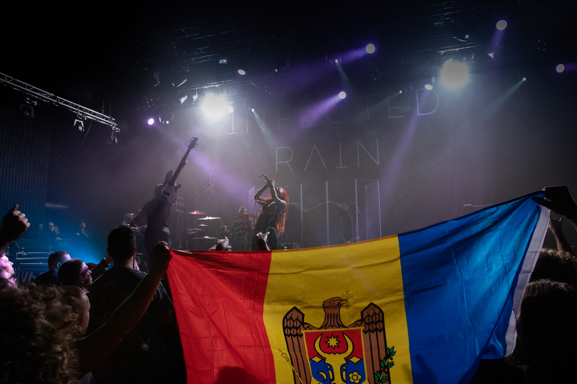 01.03.2019 Infected Rain- koncert warszawska Progresja, Infected Rain Moldovan nu metal, nu metalcore,
Vadim "Vidick" Ozhog - guitars, 
Vladimir Babici - bass, 
Serghei Babici - guitars, 
Eugen Voluta - drums,
Elena "Lena Scissorhands" Cataraga - vocals,