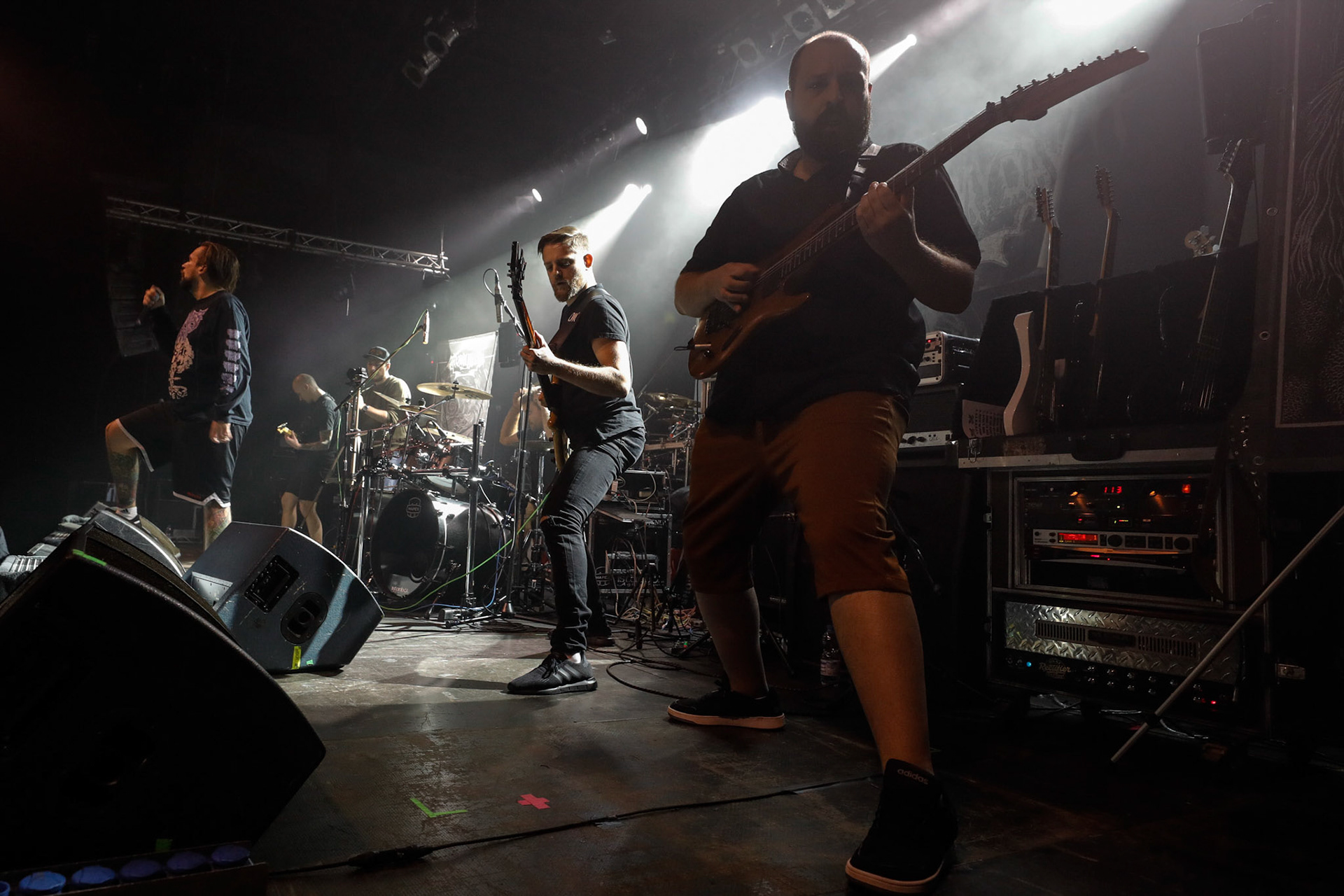 30.11.2018 Knock Out Tour 2018 - Warszawa Progresja - DROWN MY DAY deathcore, metalcore, death metal, 

Maciek "Groov" Korczak wokal, 
Arkadiusz Antosz gitara basowa, 
Sergiusz Smolnicki gitara, 
Sławomir Wojtas gitara, 
Kuba Homik perkusja, fot. Andrzej Wasilkiewicz/Reporter