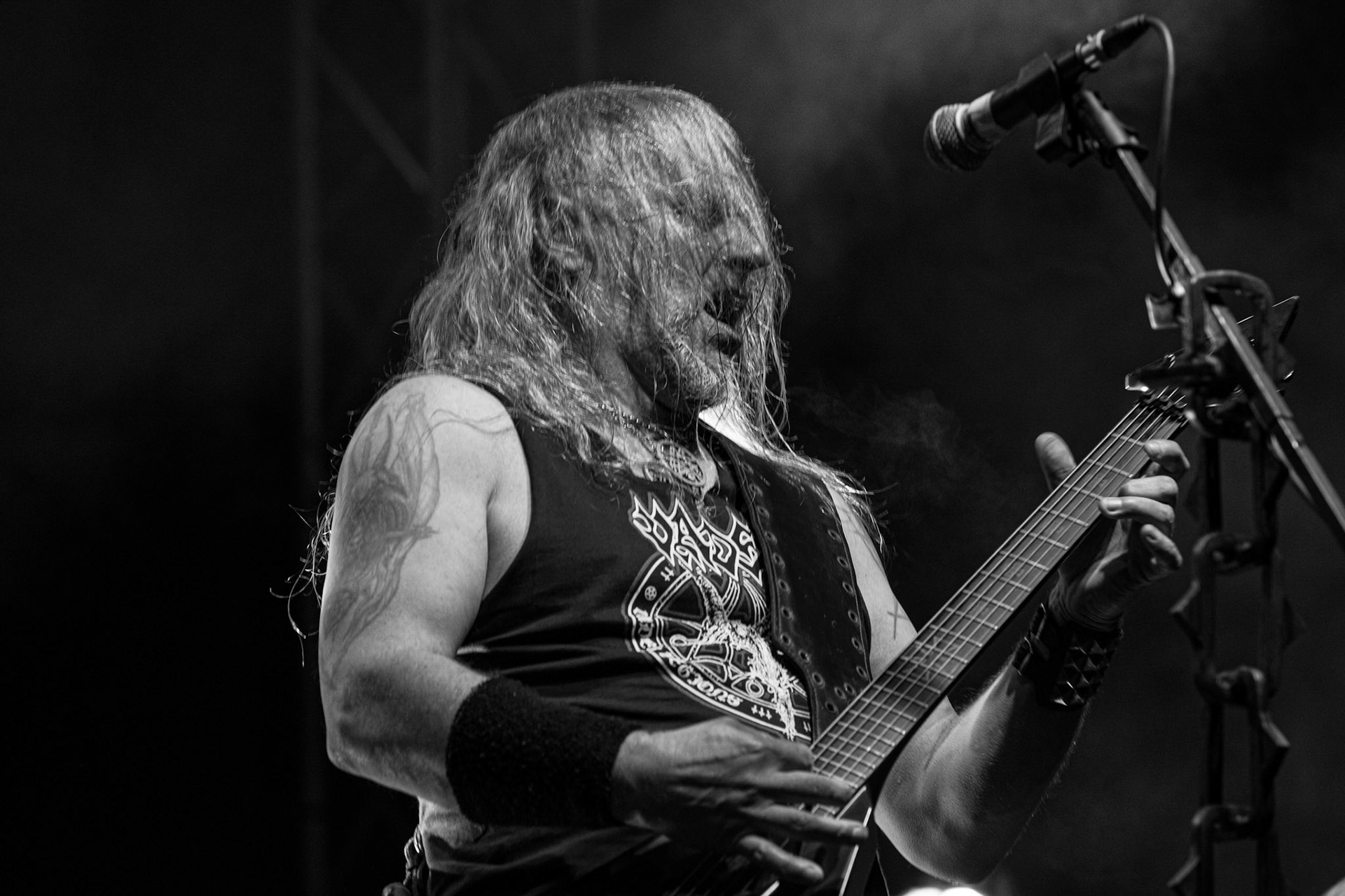 Vader - Death Metal - koncert w ramach Blitzkrieg MMXX warszawskia Progresja, Peter: Guitar + VocalsPajak: GuitarHal: BassJames: Drumsfot. Andrzej kaziq Wasilkiewicz/Reporter