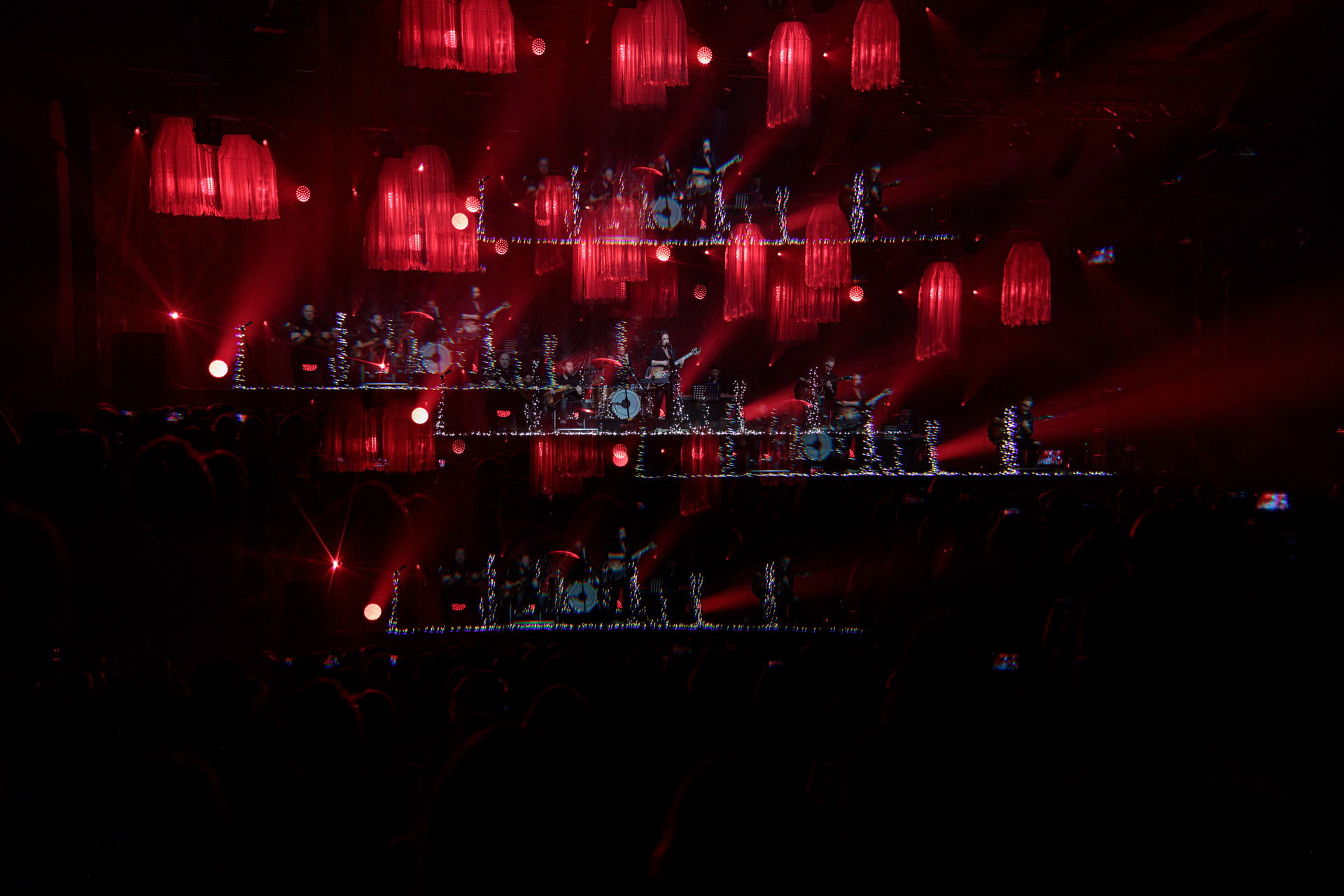 5.12.2021 Kasia Kowalska akustycznie w Klubie Stodola.n/z Kasia Kowalska - wokal,n/z Jerzy Runowski - gitara,n/z Pawel Grudniak - bass,n/z Marcin Karel - gitara,n/z Barek Pawlus - perkusja,Rock, rock progresywny, rock alternatywny, polski rock, pop-rock.fot. Andrzej Wasilkiewicz/Reporter