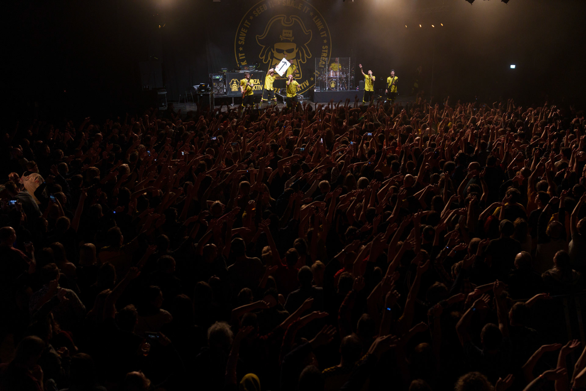 9.02.23 DUBIOZA KOLEKTIV - bosniacka grupa muzyczna, grajaca reggae, dub i rock. - Warszawa Progresja. Winiary Bookings.Fot. Andrzej Wasilkiewicz/Reporter