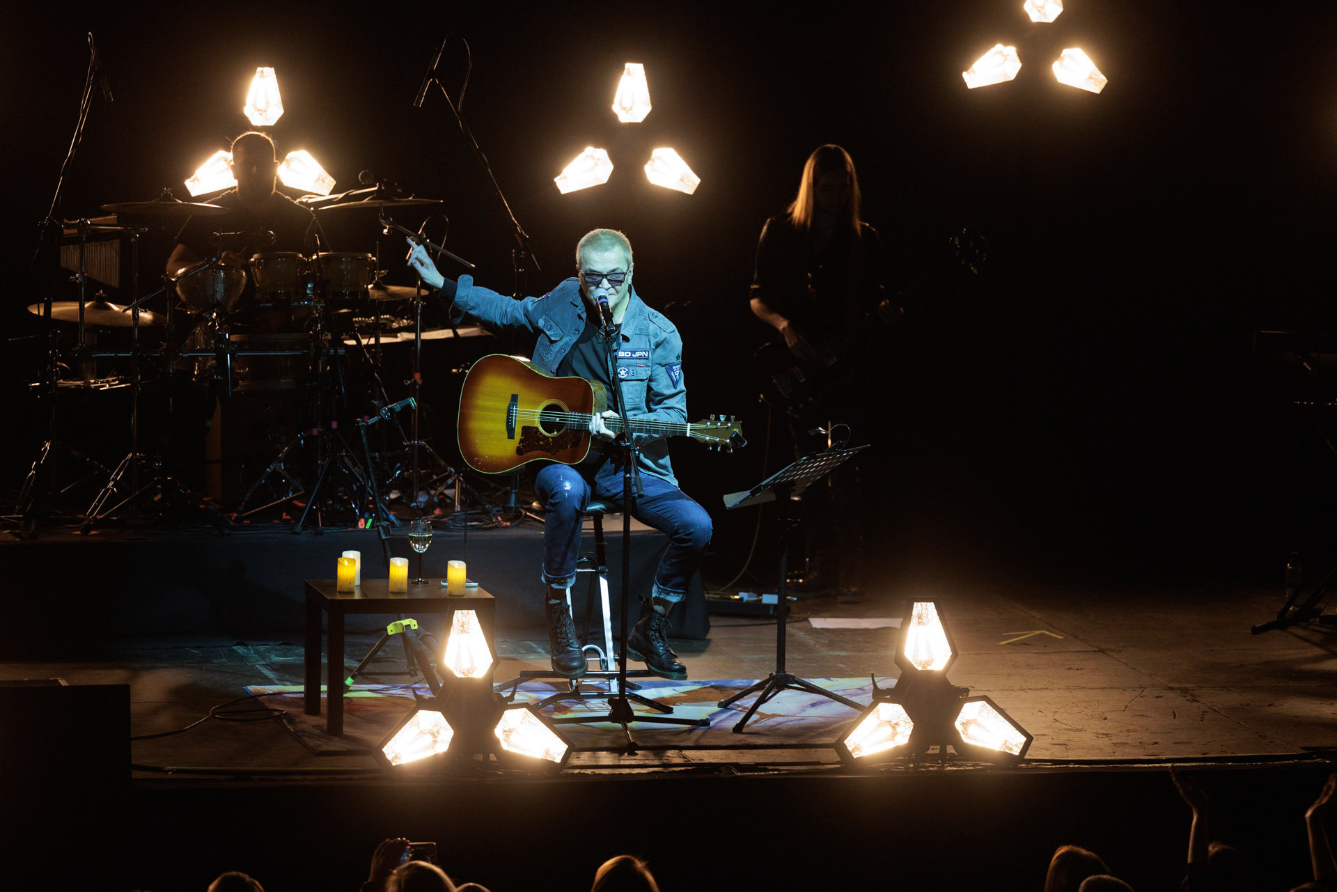 20.02.2022 Wilki 30lat akustycznie - Mija okragle 30 lat od czasu wydania debiutanckiej plyty “Wilki”.Koncert w warszawskiej Progresji. n/z Robert Gawlinskifot. Andrzej Wasilkiewicz/Reporter