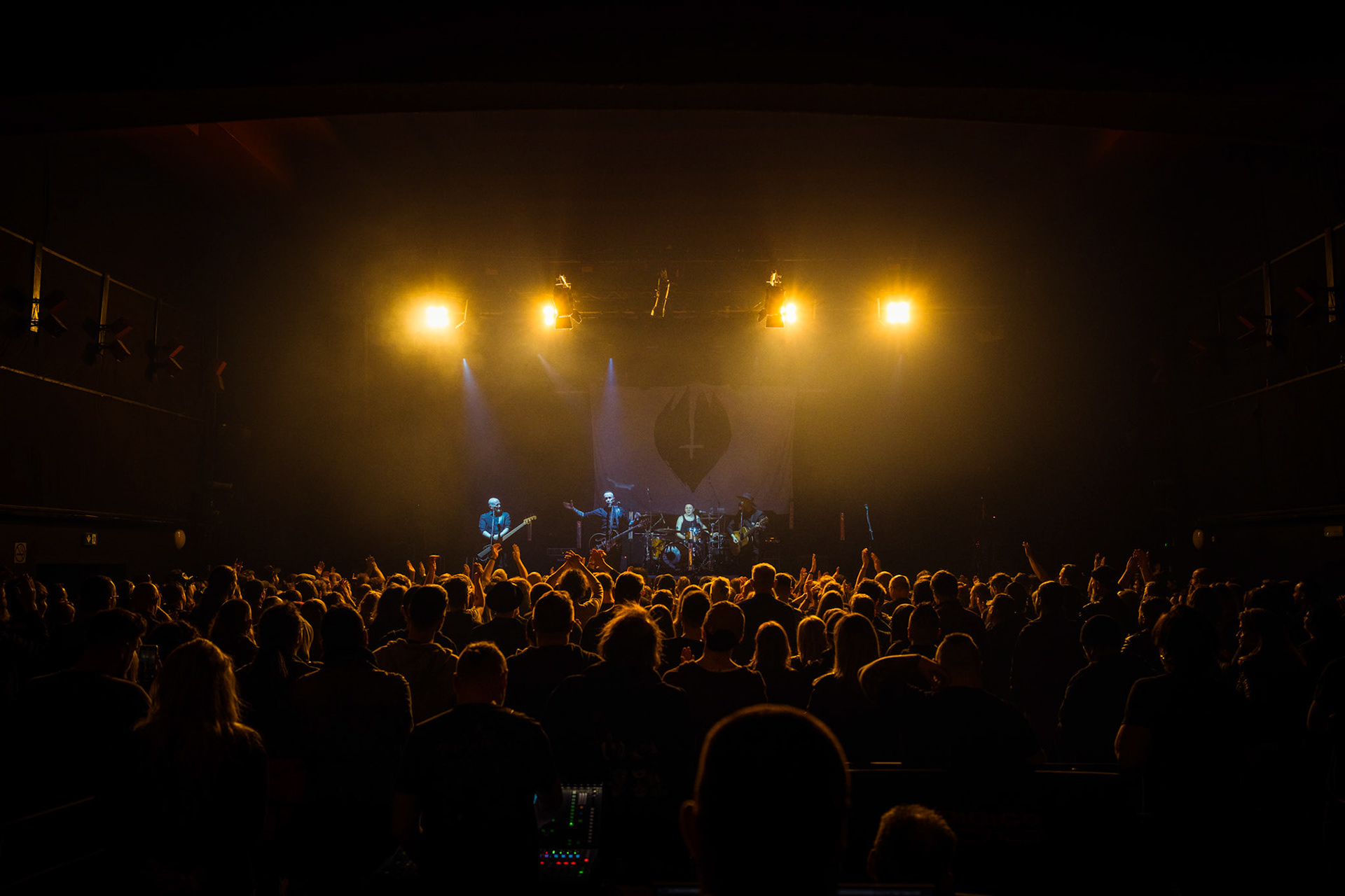 27.03.2024 - Me And That Man. Warszawa Palladium, Knock Out Productions. Fot. Andrzej Wasilkiewicz/Reporter