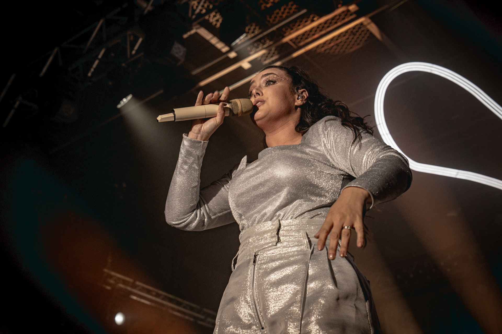 28.10.2023 Ewa Farna specjalny koncert urodzinowy Warszawa, Klubie PROGRESJA, fot. Andrzej Wasilkiewicz/Reporter