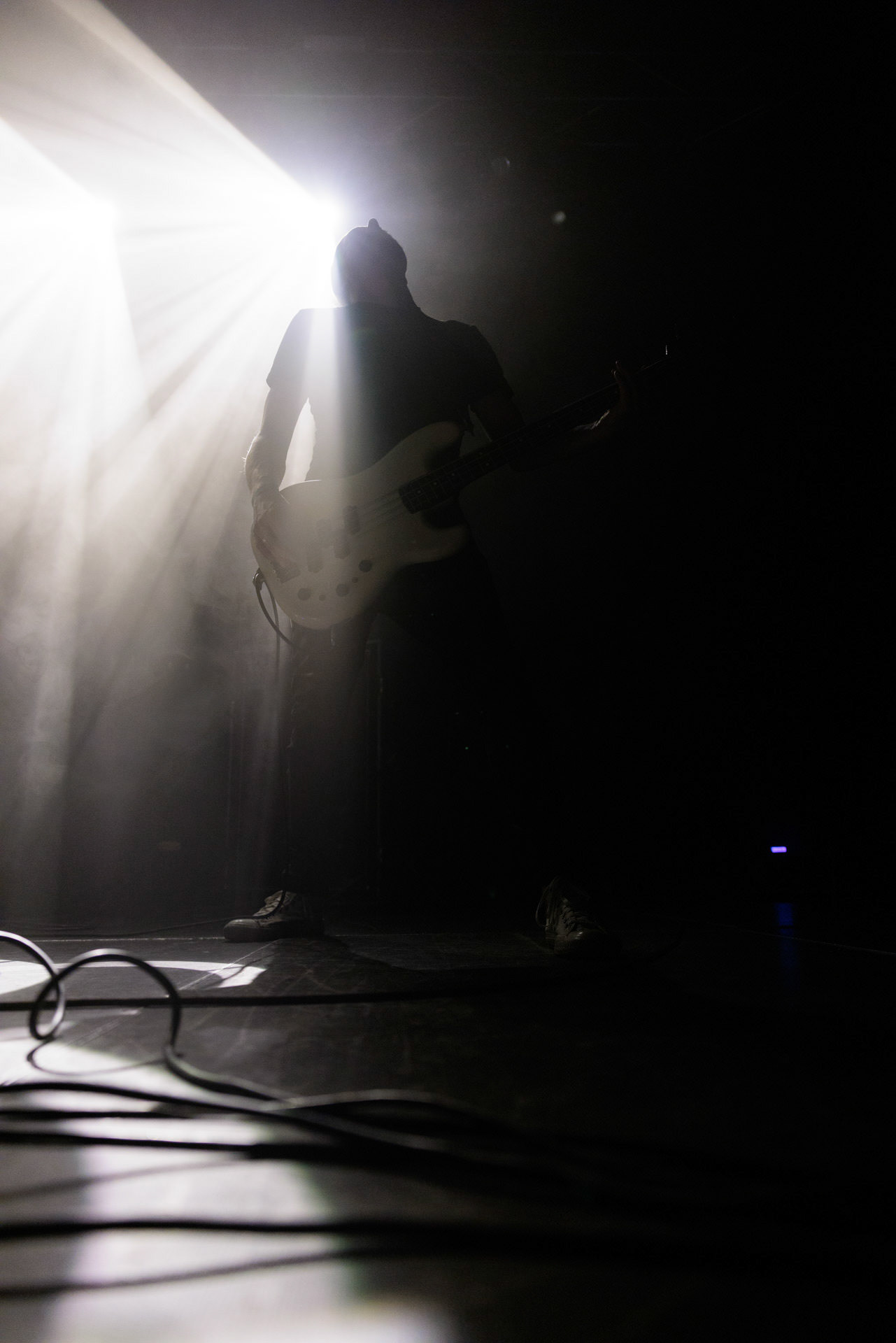 16.11.2021 Dezerter - 40 lecie,koncert Warszawa Palladium. N/z Robert Robal Matera gitara, N/z Krzysiek Grabowski perkusja,N/zJacek Chrzanowski bass, Dezerter, SS20, Punk, Punkrock, hardcore, rock.fot. Andrzej Wasilkiewicz/REPORTER