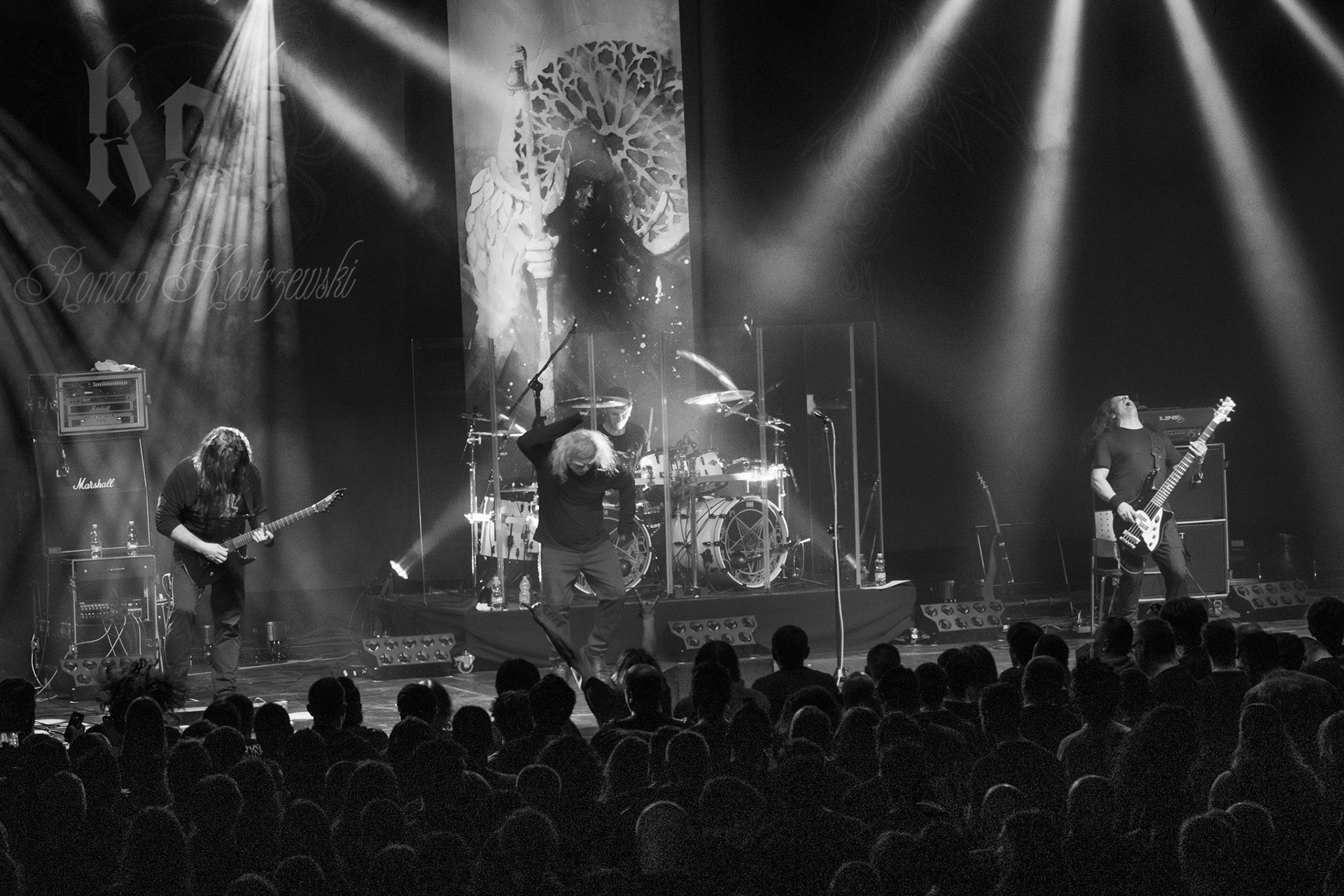 01.03.2019 KAT & Roman Kostrzewski Polska, metal, trashmetal, - koncert w warszawskiej Progresji promujący nowy album studyjny grupy „Popiór”
jeden z pierwszych koncertów w nowym składzie,
 Roman Kostrzewski – wokal
Jacek Nowak – perkusja
Krzysztof Pistelok – gitara
Jacek Hiro – gitara
Michał Laksa – bas
fot. Andrzej Wasilkiewicz/Reporter