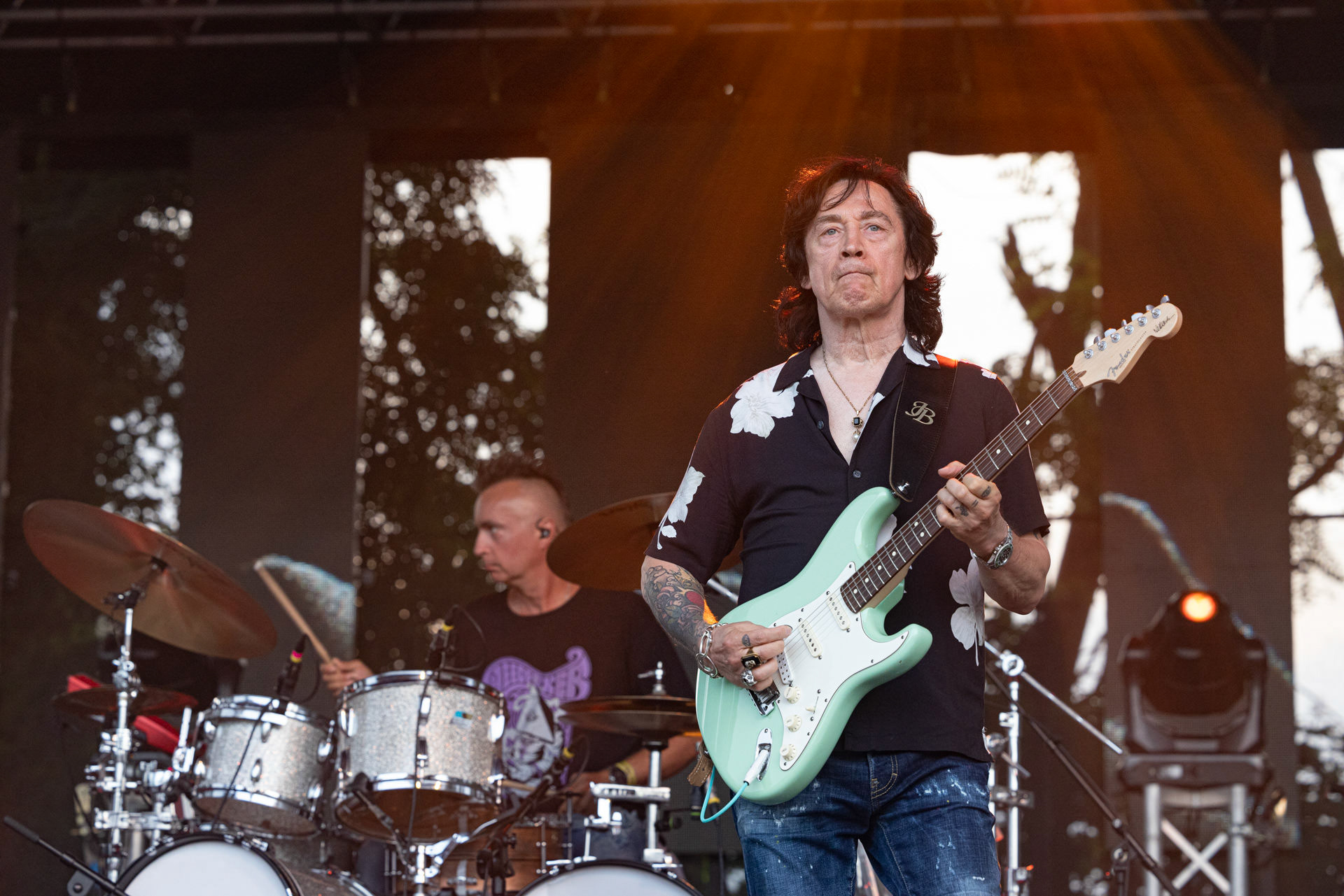 Koncerty Lady Pank w ramach urodzinowej trasy LP40 warszawska Pogresja.Gramy do Woli. Polski Rock, pop, soft rock, polska grupa rockowa z czasów PRL.n/z. Jan Borysewicz – gitara,  n/z. Kuba Jabłoński – perkusja Fot. Andrzej kaziq Wasilkiewicz/Reporter