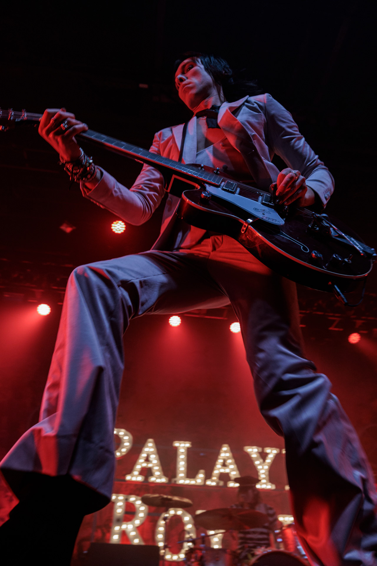 Palaye Royale - Warszawski koncert zespołu braci Kropp w Progresji. Art rock, rock and roll, glam rock, garage rock, indie rock, WiniaryBookings, fot. Andrzej Wasilkiewicz/Reporter