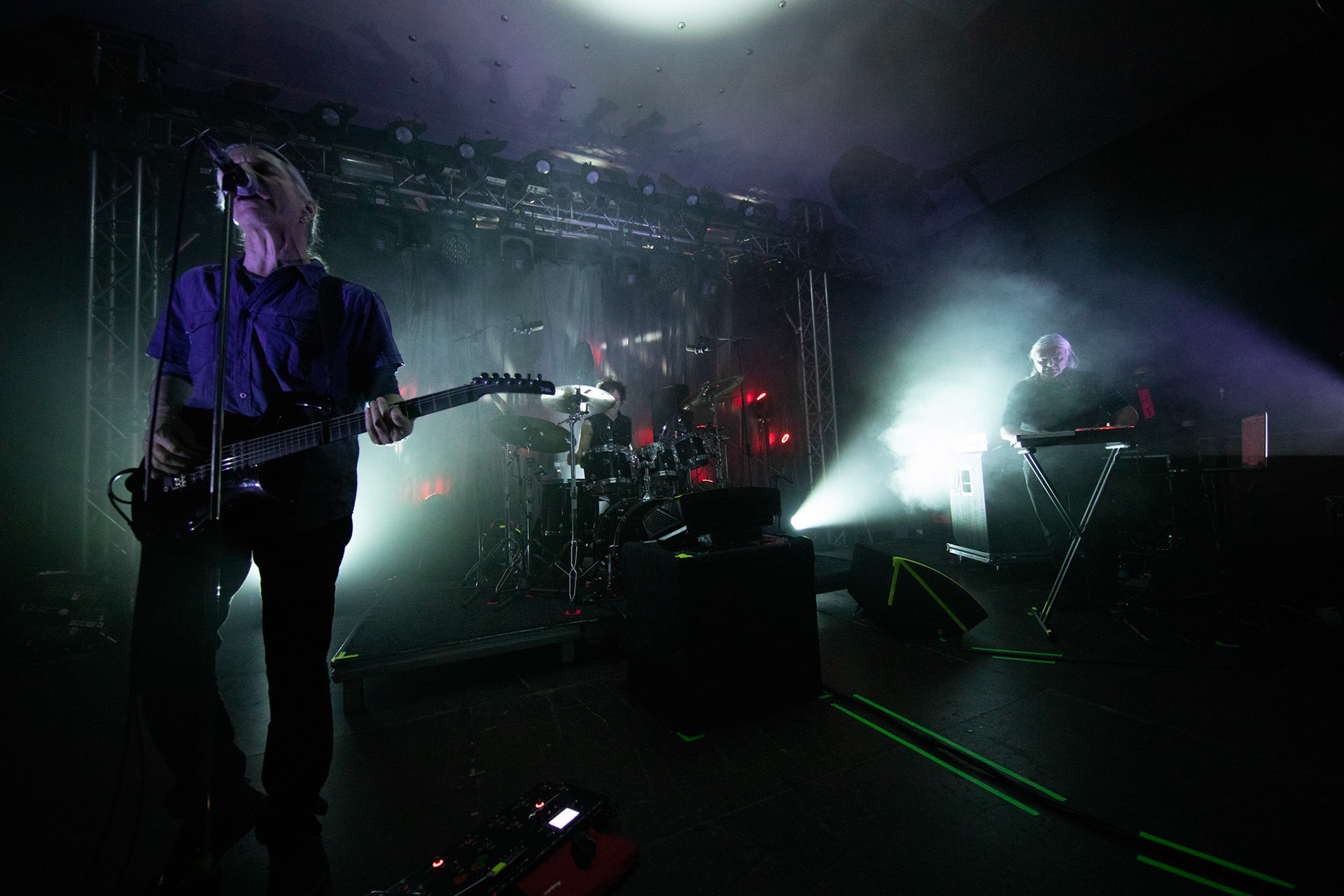 2.04.2019 THE YOUNG GODS (Szwajcaria) industrial, alternatywny rock, noise, ambient
Franz Treichler / Franz Muse, vocals, sampler, computer, guitars.
Cesare Pizzi sampler, computer.
Bernard Trontin drums, electronics.
Klub Kwadrat,
Knock Out Productions.