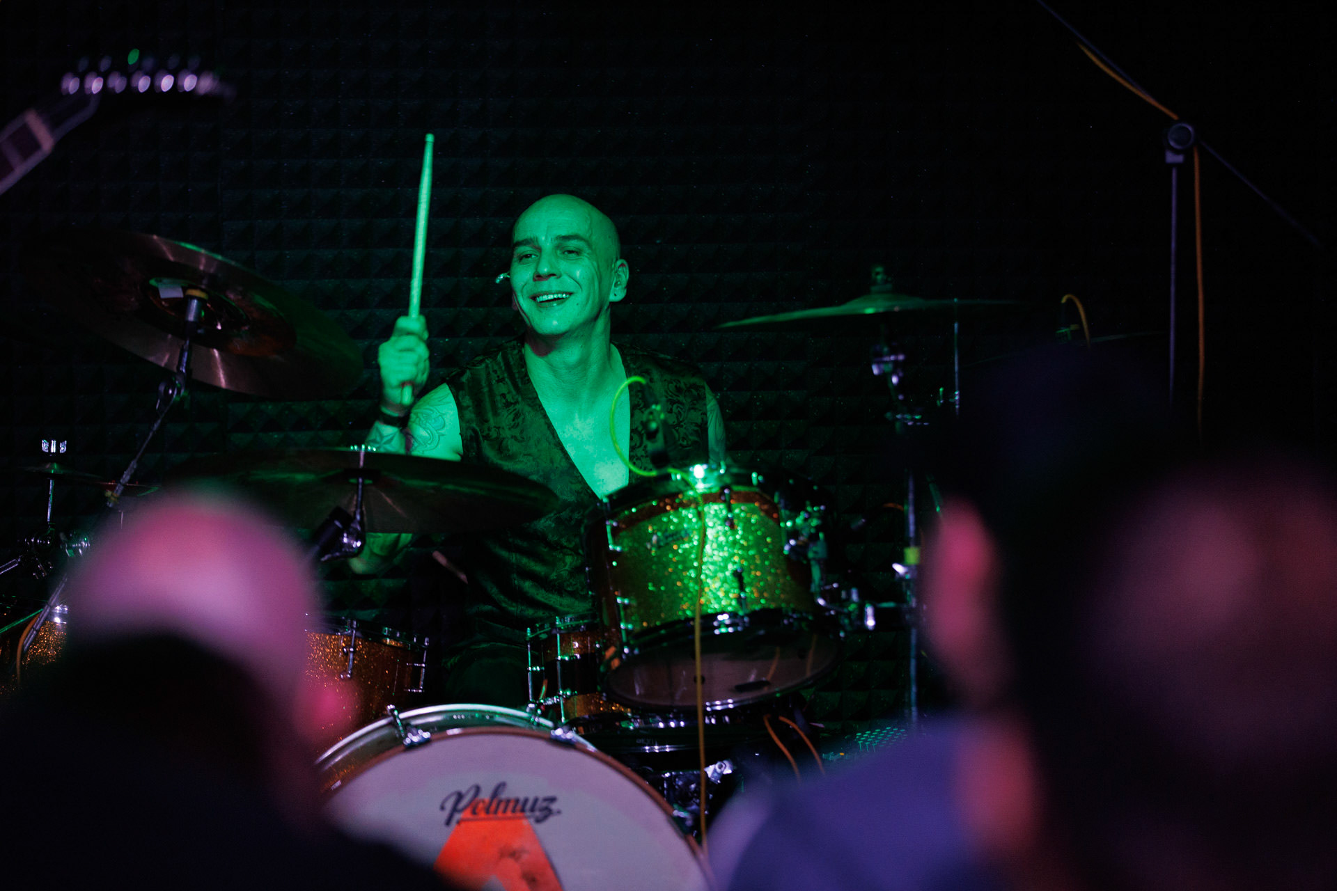 12.11.2021 Lipali - koncert Warszawa klub Remont.Najnowszy album „MOSTY, RZEKI, LUDZIE”.Lukasz Luk Jeleniewski - perkusja, Rock, rock progresywny, rock alternatywny, polski rock.fot. Andrzej kaziq Wasilkiewicz/Reporter