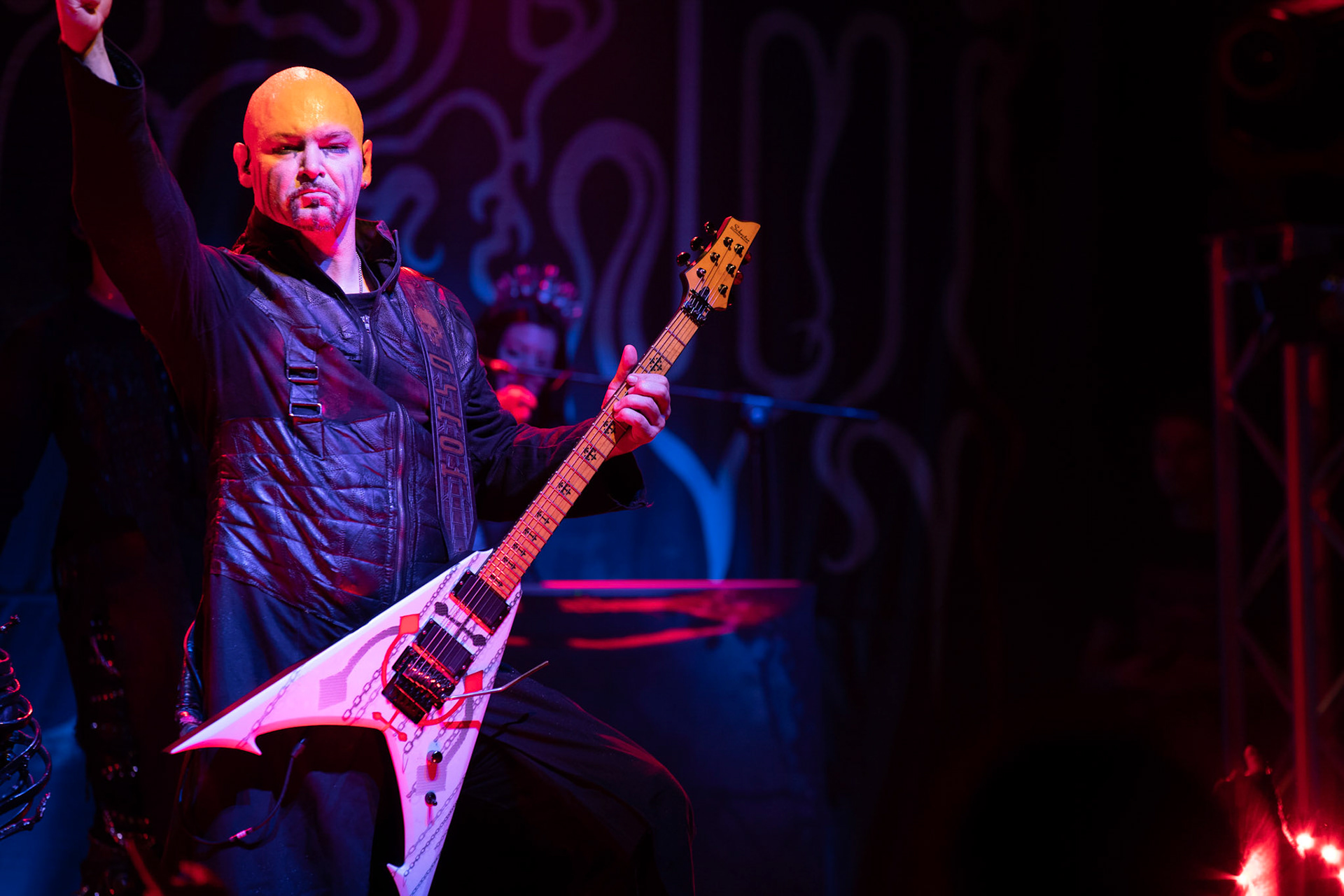 CRADLE OF FILTH - UK. black metal, metal symfoniczny, metal gotycki,
Dani Filth - Vocals,
Martin Skaroupka - Drums, Keyboards and Orchestrations,
Daniel Firth - Bass,
Richard Shaw - Guitar,  
Ashok - Guitar,  
Lindsay Schoolcraft - Narrative vocals,
Nuclear Blast Records
Knockoutprod
fot. Andrzej kaziq Wasilkiewicz/Reporter