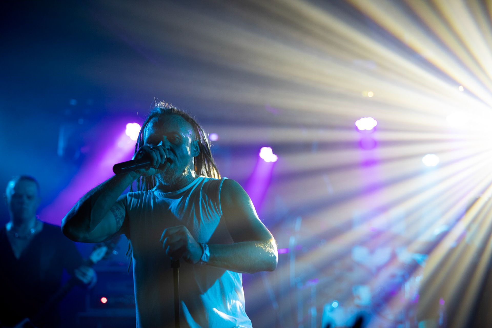 BLACK RIVER – rock, metal, punk, super grupa muzyków BEHEMOTH, DIMMU BORGIR, ROOTWATER, GEISHA GONER, HUNTER, VESANIA, NEOLITHIC.

Maciej Taff – wokal
Piotr „Kay” Wtulich – gitara
Artur „Art” Kempa – gitara
Tomasz „Orion” Wróblewski – bass
Dariusz „Daray” Brzozowski – perkusja
agencja Winiarybookings 
 fot. Andrzej Wasilkiewicz/Reporter