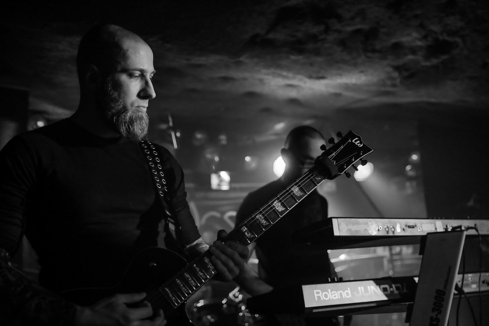 SICKNEST - Katowice - Sosnowiec, Polska, 
Metal, Progressive, Experimental,

Dawid Broniszewski - Drums,
Adam Banas - Guitars,
Pawel Cygan - Guitars,
Krzysztof Mazurek - Bass,
Artur Nowak - Keyboards,
MIchal Ewertowski - Vocals,