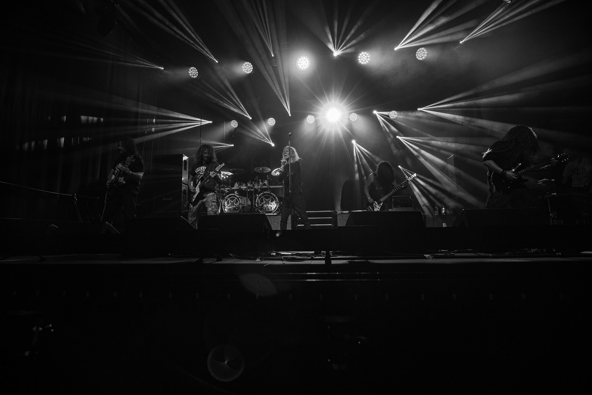 12.09.2021 - KAT i Roman Kostrzewski - koncert "Do zobaczenia w piekle" Wroclaw, Centrum Koncertowe A2.  Roman Kostrzewski – wokalJacek Nowak – perkusjaKrzysztof Pistelok – gitaraJacek Hiro – gitaraMichal Laksa – basGościnnie: Adam „Nergal” Darski (Behemoth)Piotr „Peter” Wiwczarek (Vader),Tomasz „Titus” Pukacki (Acid Drinkers)Adrian „Fred” Frelich (Dragon)Krzysztof „Fazi” Oset (ex-Kat)Piotr „Mancover” Mańkowski (Wolf Spider)Wacław „Vogg” Kiełtyka (Decapitated)Marek „Spider” Pająk (Vader)Jarek „Gronos” Gronowski (Dragon, ex-Kat)Paweł „Baitel” Pasek (Decapitated) Piotr Radecki (ex-Kat &amp; Roman Kostrzewski)fot. Andrzej kaziq Wasilkiewicz