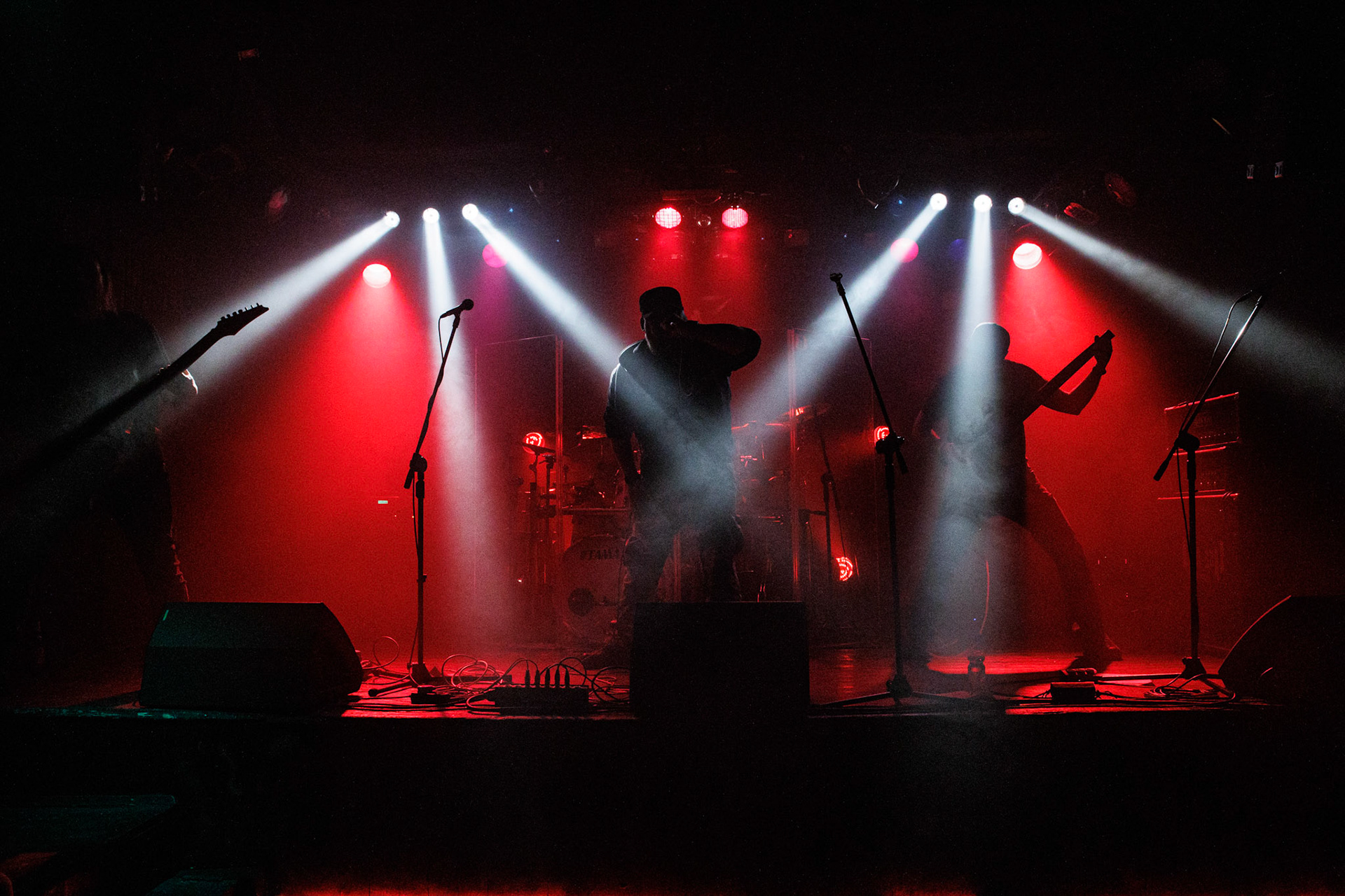 Symetria - groove, death metal.Koncert Czwarta Fala MMXXII klub VooDoo Warszawa.Fot. Andrzej Wasilkiewicz/kaziq.com