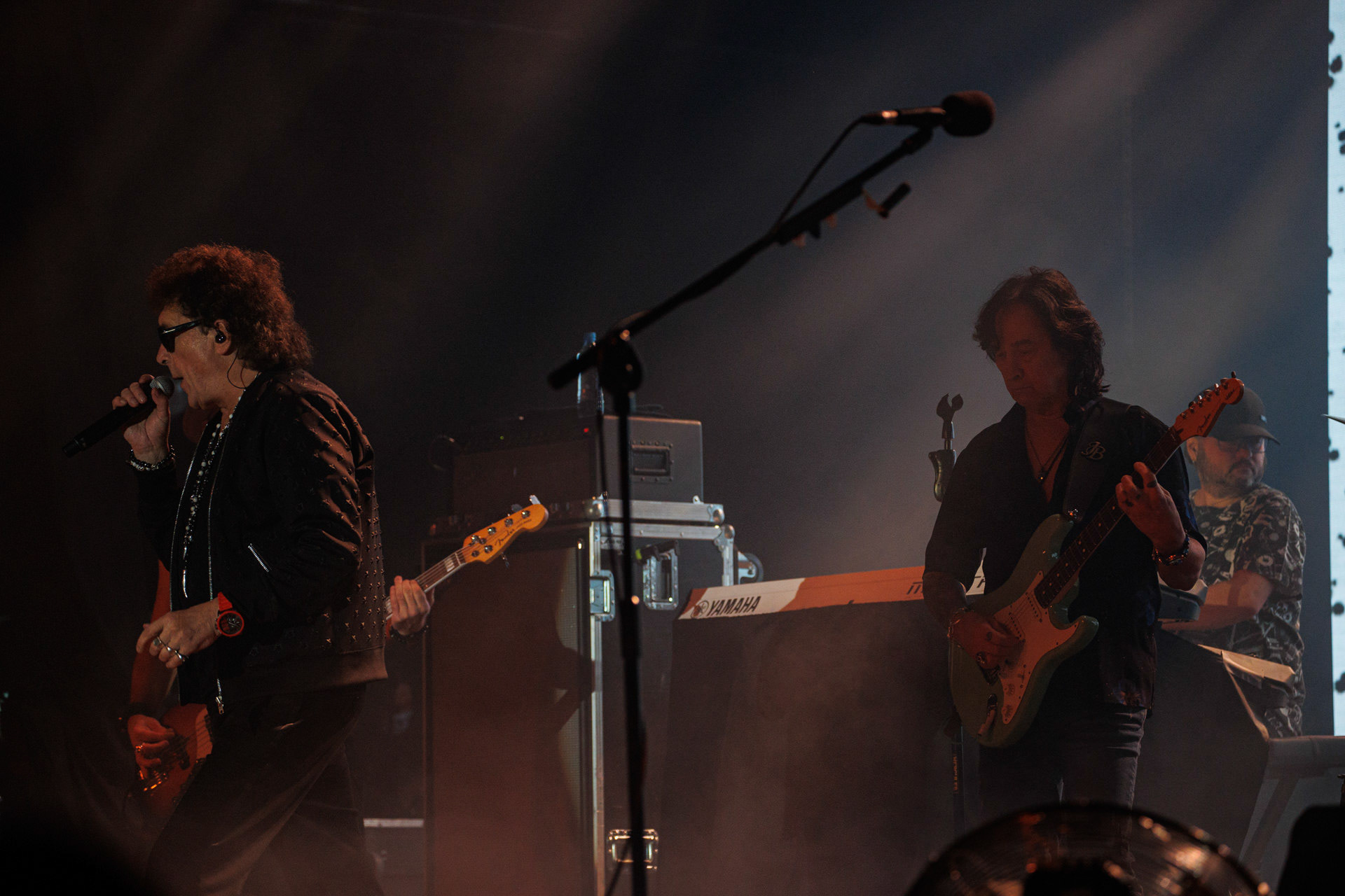 Koncerty Lady Pank - LP1 - w Klubie Stodola. LP1 - 35 lata od premiery albumu.n/z. Jan Borysewicz – gitara,  n/z. Janusz Panasewicz – wokal, Fot. Andrzej kaziq Wasilkiewicz/Reporter