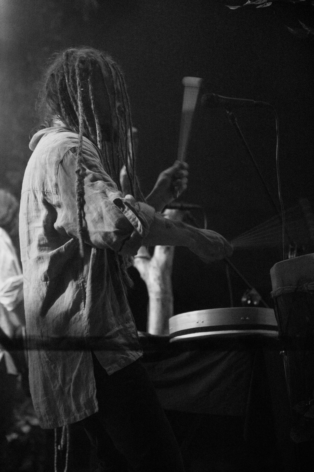 28.08.2021 Varmia - koncert, Warszawa klub REJS,Lato w Plenerze, Winiary Bookings,Lasota wokal, gitara,Cwiara wokal, bas,Emil perkusja,Piotr instrumenty perkusyjne, rog kozla, drewniana tuba, wokal, krivula i tagelharpa,Fot. Andrzej Wasilkiewicz/Reporter