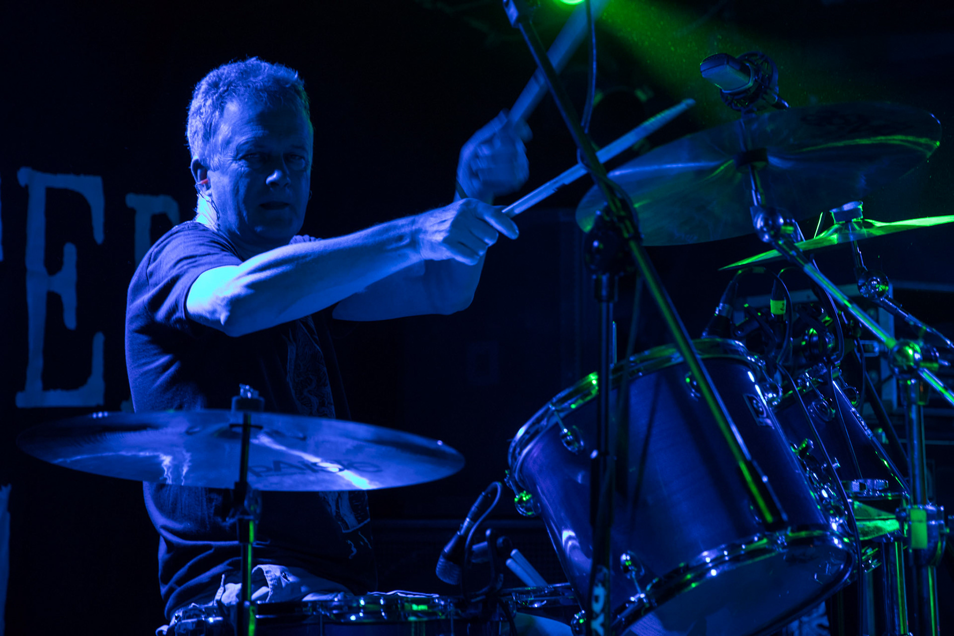 9.12.2017r Dezerter koncert Proxima, Robert Robal Matera gitara, wokal, Krzysztof Grabowski perkusja , Jacek Chrzanowski gitara basowa fot. Andrzej Wasilkiewicz/Reporter