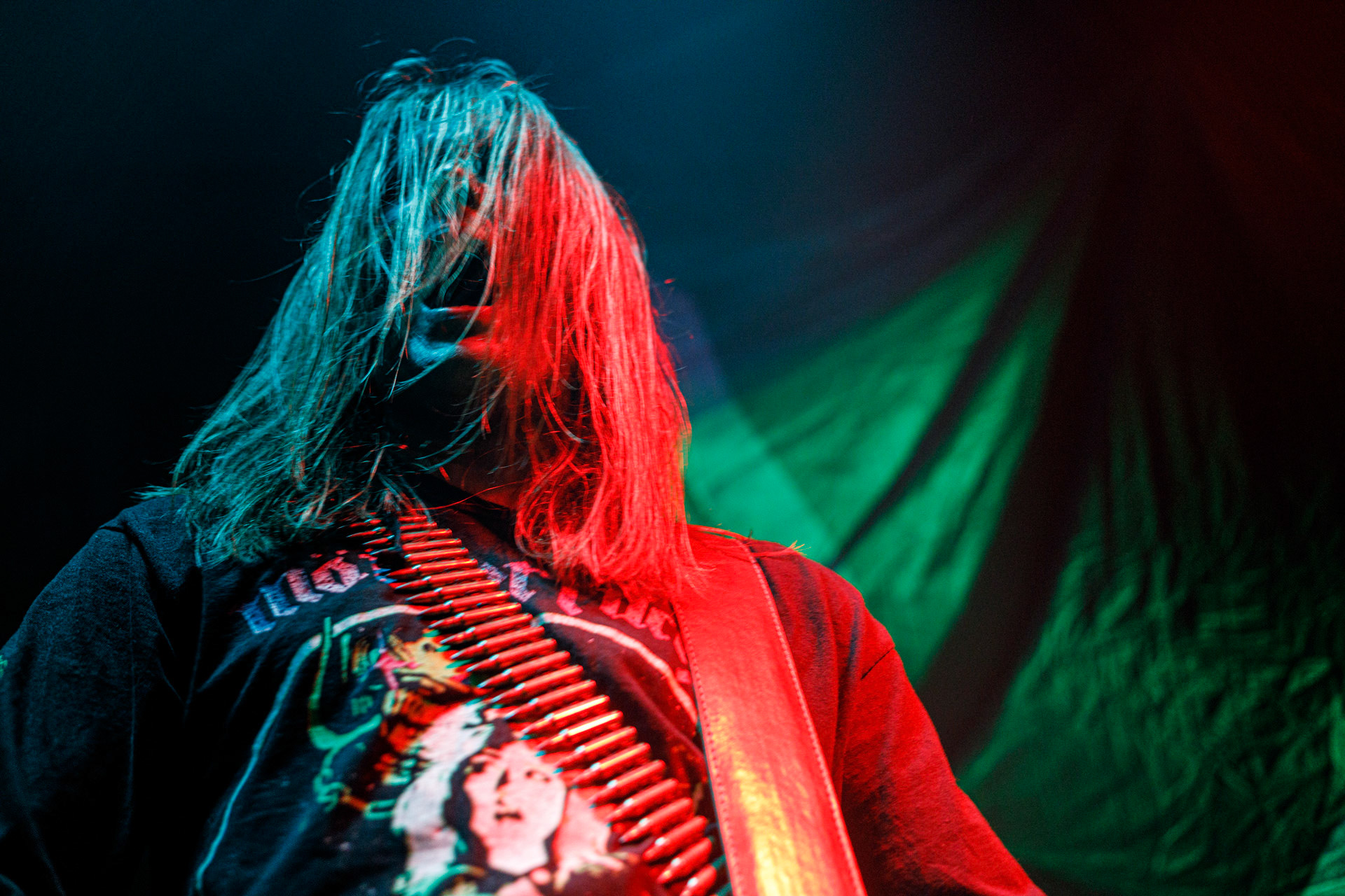 TRUCHŁO STRZYGI (black punk), Gwiezdny Demon - release show,w składzie:Gambit - wokalP. - gitara/wokalAlkatraz - gitara/wokalKaczor - garyMadness - bass/wokalPanass - bass/wokalGolem - nosferatu/wokalCzarownice - tba/wokalChłopaki z baraków polskiego metalu, rozpędzona maszyna do robienia grubego melanżu, gwiezdne trupy, kreatury obrzydlistwa i martwi decydenci podziemia. Prawdopodobnie pierwszy i ostatni raz zagrają całego Demona na żywo, a Ty mordeczko będziesz miał o czym kolegom przy wódce opowiadać.Produkcja Left Hand Soundsfot. Andrzej Wasilkiewicz/kaziq.com