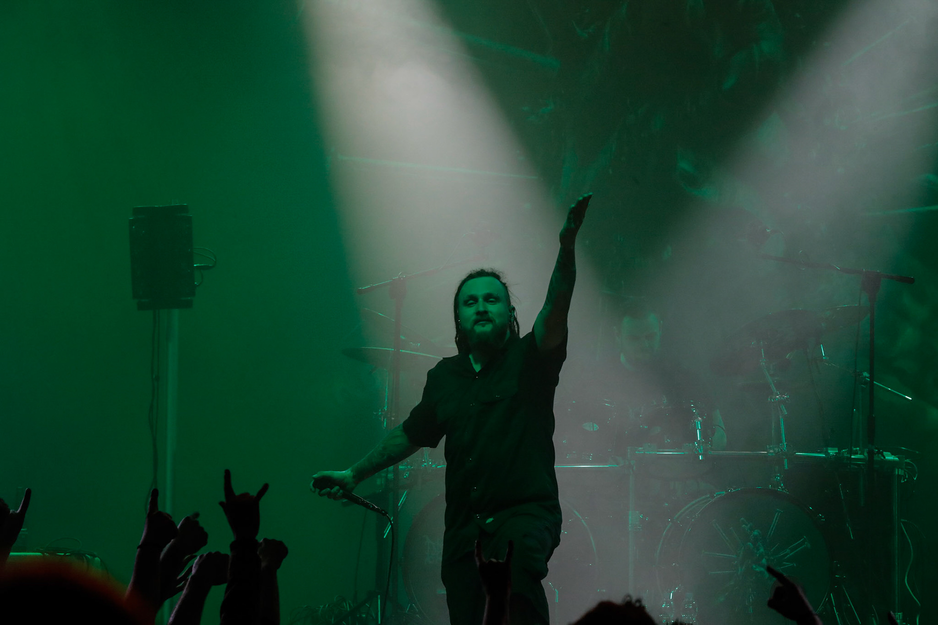 30.11.2018 Knock Out Tour 2018 - Warszawa Progresja - DECAPITATED - techniczny death metal, groove metal,

Wacław „Vogg” Kiełtyka gitara,
Rafał "Rasta" Piotrowski wokal, 
Michał "Młody" Łysejko perkusja,
Hubert Więcek gitara basowa, fot. Andrzej Wasilkiewicz/Reporter