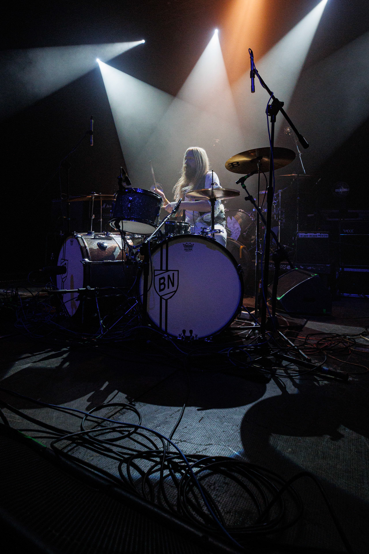 22.01.2022 - Taraban - support Me And That Man, warszawska Progresja.n/z Kris Gonda - perkusja,Taraban to krakowskie power-trio, bluesa, prog-rocka oraz proto-metal.fot. Andrzej kaziq Wasilkiewicz/Reporter