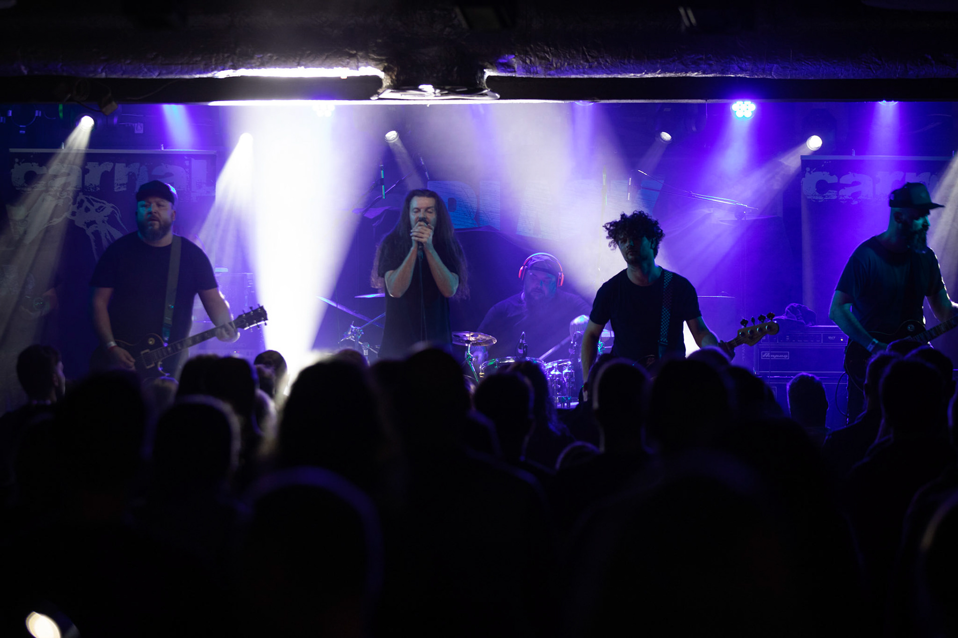 Carnal - rock, metal, doom/death metal
Robert Gajewski – vocal
Krzysztof Gorczewski - guitar 
Kuba Leszko – guitar
Marek Gajewski – bass
Michał Wiśniewski – drums
guest:
Miro Kępiński - guitar & synth
Agencja Winiarybookings  fot. Andrzej Wasilkiewicz/Reporter