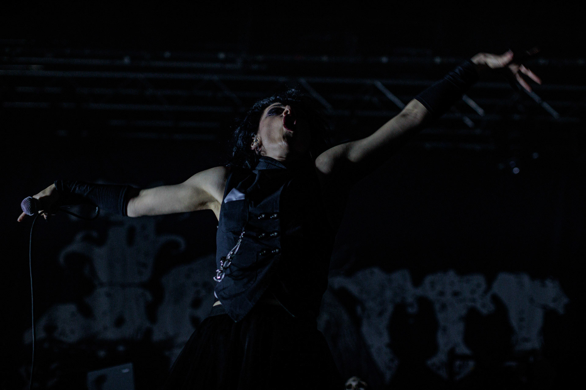 29.04.2022 Igorrr - Warszawski koncert francuskiego zespołu Gautier Serre inspirowany muzyka klasyczna, trip hopem, hip-hopem, death i black metalem, djentem, industrialem, czy tradycyjna muzyka.n/z Aphrodite Patoulidou – soprano vocals, Produkcja Knock Out Productions, klub Progresja.Wytwornia Metal Blade,fot. Andrzej Wasilkiewicz/Reporter