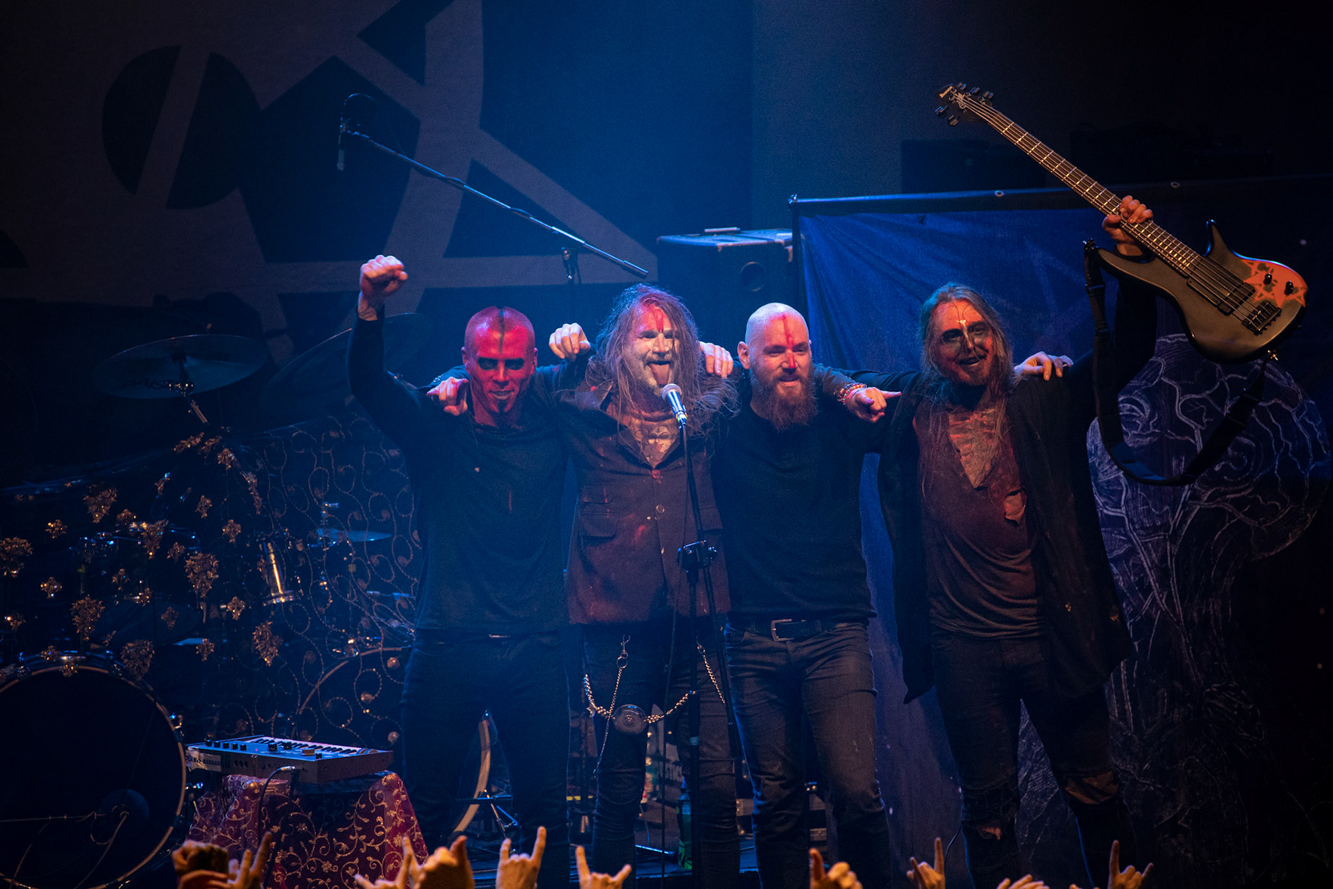 15.12.2019 koncert norweskiego zespołu Dødheimsgard, Merry Christless 2019, Warszawa Klub Progresja,
zespół Vicotnika - Yusaf Parvez, alternatywny metal, industrial metal,
n/z Yusaf "Vicotnik" Parvez - gitara, śpiew,
n/z Lars-Emil Måløy - gitara basowa,
n/z Tommy Thunberg - gitara,
n/z Øyvind Myrvoll - perkusja,
New Aeon Musick, Knock Out Productions
fot. Andrzej Wasilkiewicz/REPORTER