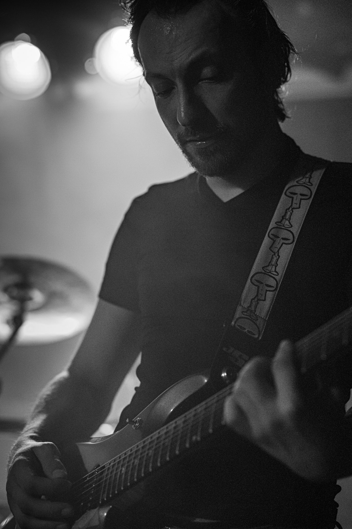 Koncert 4dots - 20.12.2019 Warszawa Klub Pogłos, n/z W. Jarawka guitar, Post something, Post something else, fot. Andrzej Wasilkiewicz/REPORTER