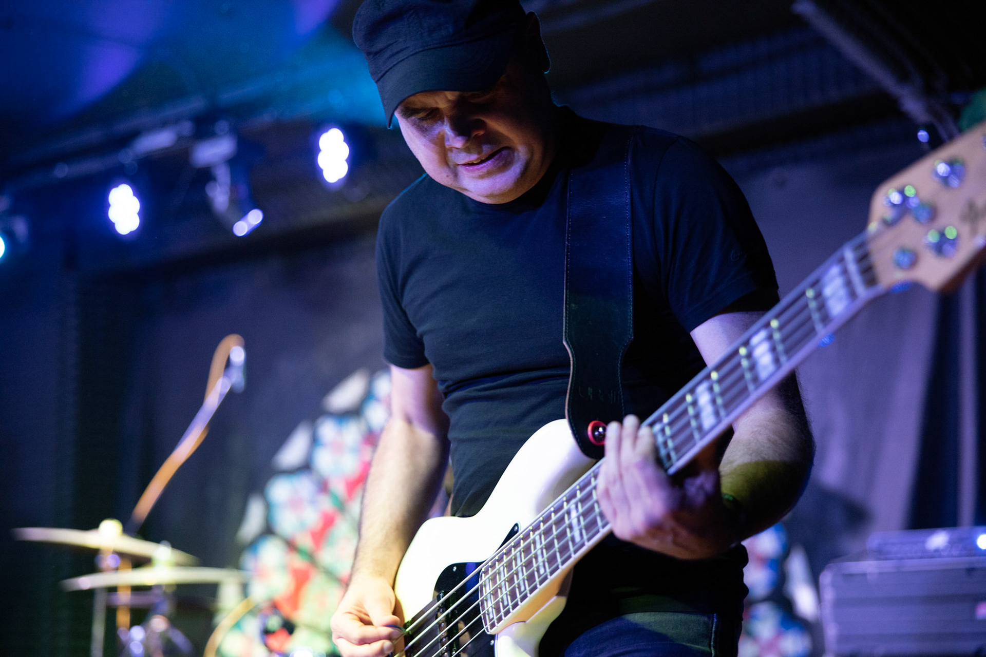 Armia - punk rock, hardcore,
Tomasz Budzyński - głos,
Stanisław Budzyński - gitara,
Jakub Bartoszewski - waltornia, instrumenty klawiszowe,
Amadeusz Kaźmierczak - perkusja,
Darek Budkiewicz - gitara basowa,
fot. Andrzej kaziq Wasilkiewicz