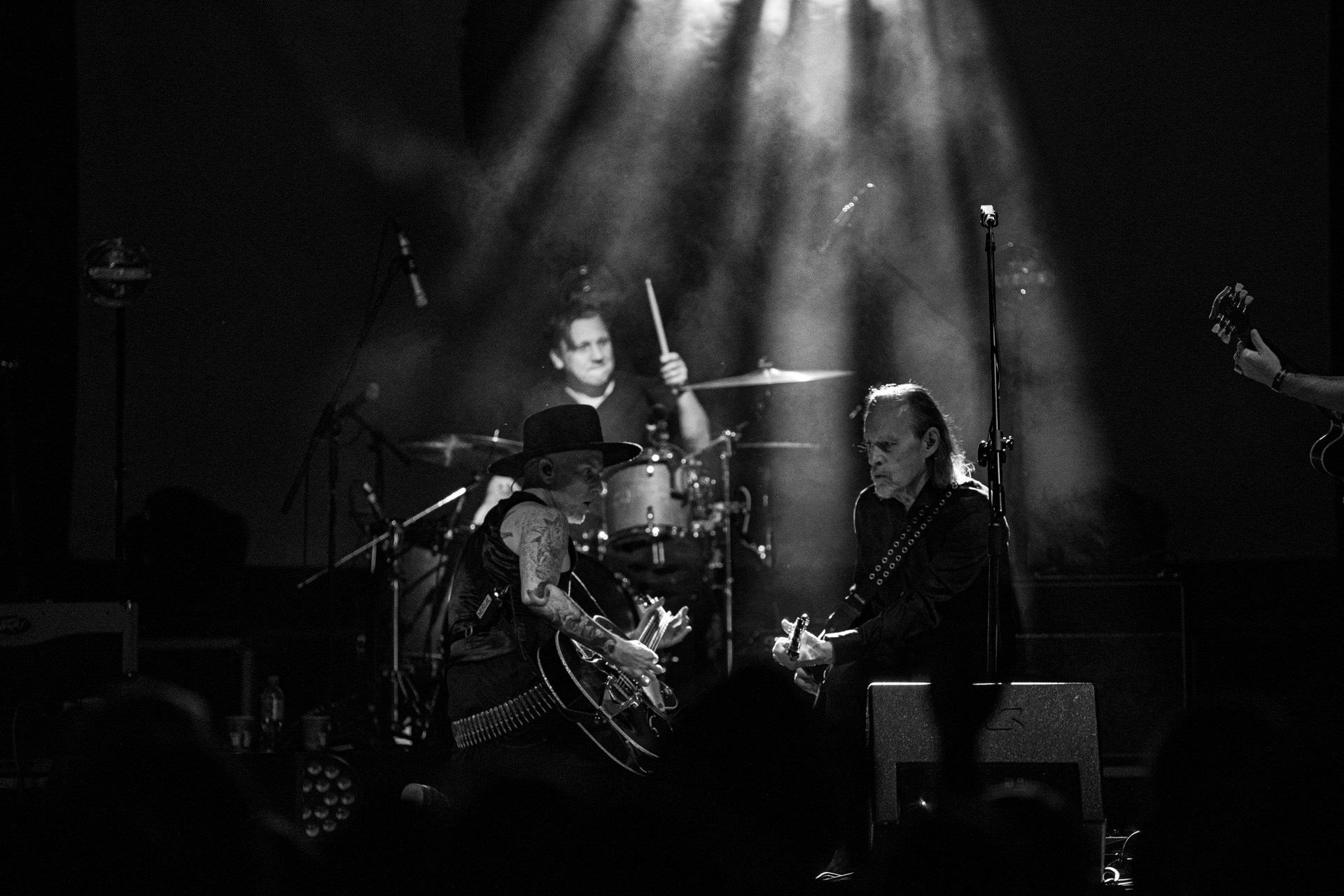 13.08.2021 koncert Me And That Man w Warszawie,Letnia scena Progresji, Gramy do Woli.n/z Adam Nergal Darski - gitara, wokal,n/z John Porter - gitara, wokal,n/z Łukasz Kumański - perkusja,n/z Matteo Bassoli - bass, wokal,n/z Sasha Boole - gitara, wokal,Fot. Andrzej Wasilkiewicz/Reporter