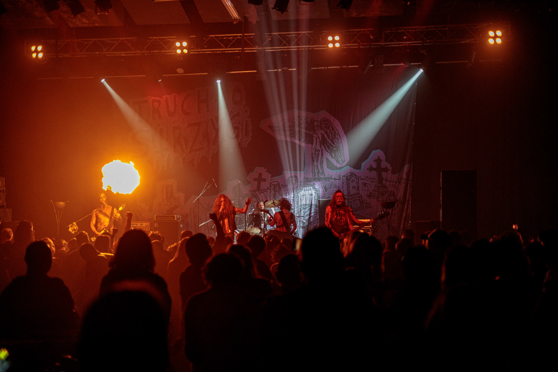 30.10.2022 Truchło Strzygi - Finał trasy - Żarty się skończyły - klub Progresja Warszawa.Left Hand Soundsfot. Andrzej Wasilkiewicz/kaziq.com