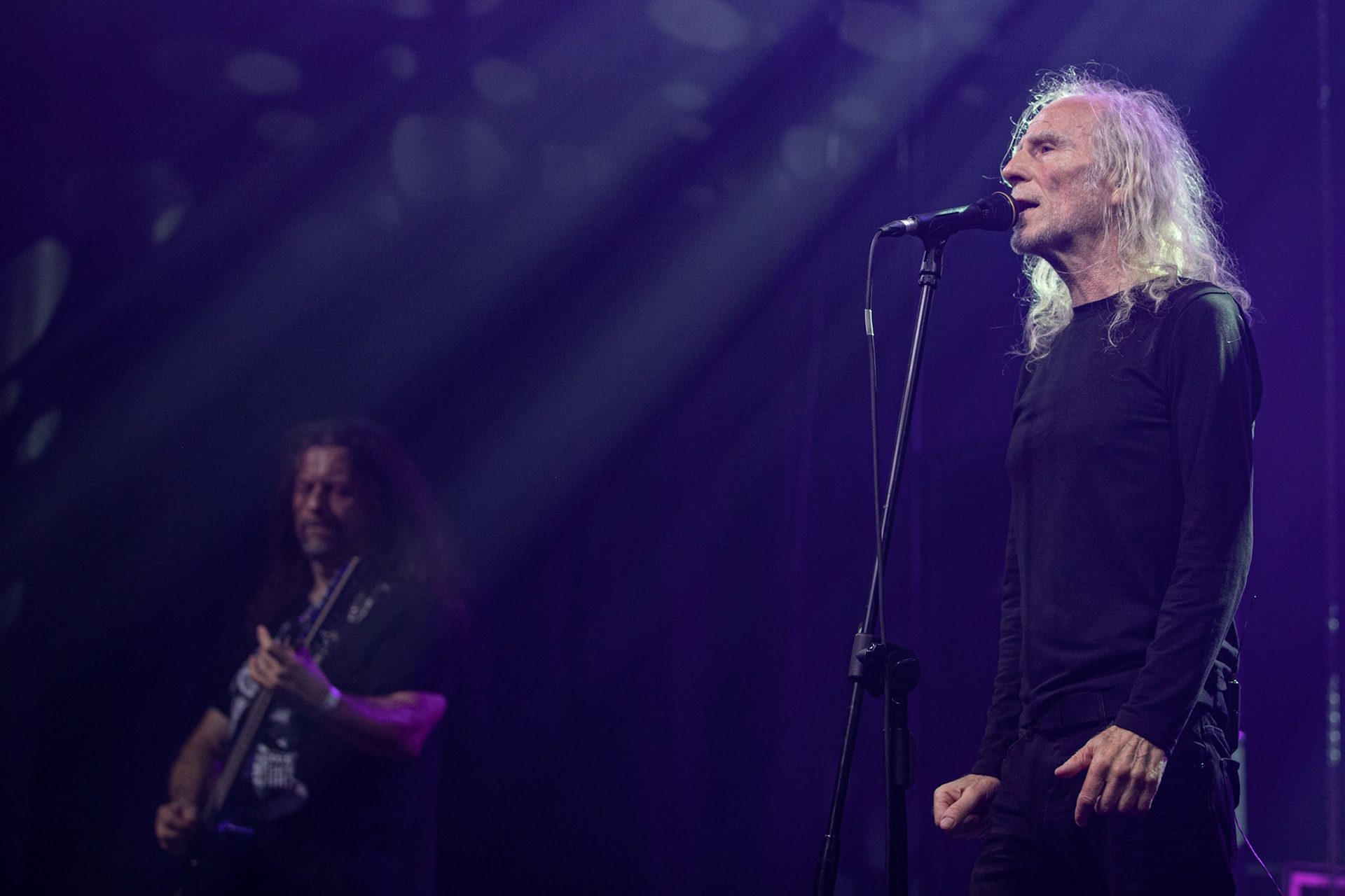 12.09.2021 - KAT i Roman Kostrzewski - koncert "Do zobaczenia w piekle" Wroclaw, Centrum Koncertowe A2.  Krzysztof Pistelok – gitara,fot. Andrzej kaziq Wasilkiewicz