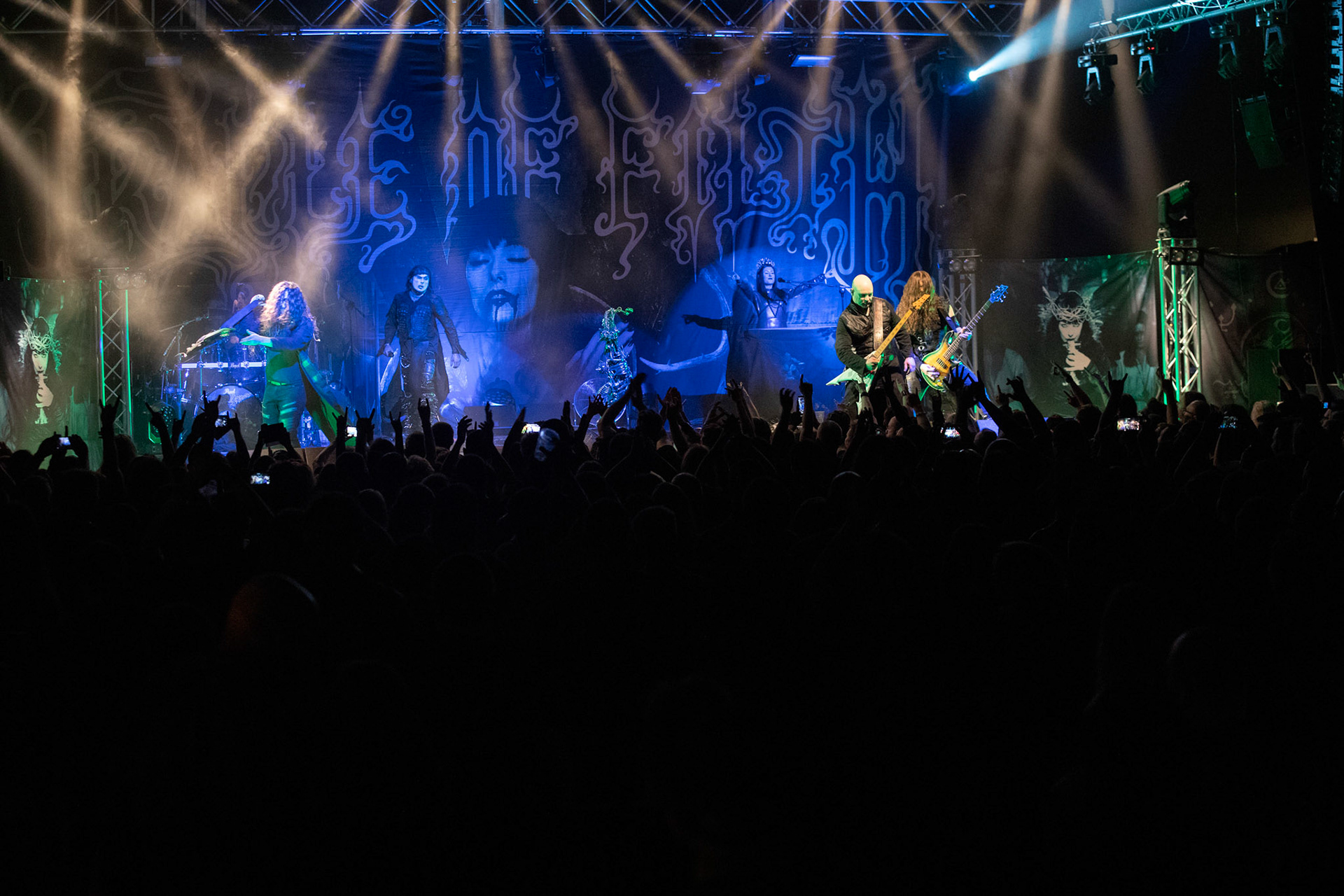 CRADLE OF FILTH - UK. black metal, metal symfoniczny, metal gotycki,
Dani Filth - Vocals,
Martin Skaroupka - Drums, Keyboards and Orchestrations,
Daniel Firth - Bass,
Richard Shaw - Guitar,  
Ashok - Guitar,  
Lindsay Schoolcraft - Narrative vocals,
Nuclear Blast Records
Knockoutprod
fot. Andrzej kaziq Wasilkiewicz/Reporter