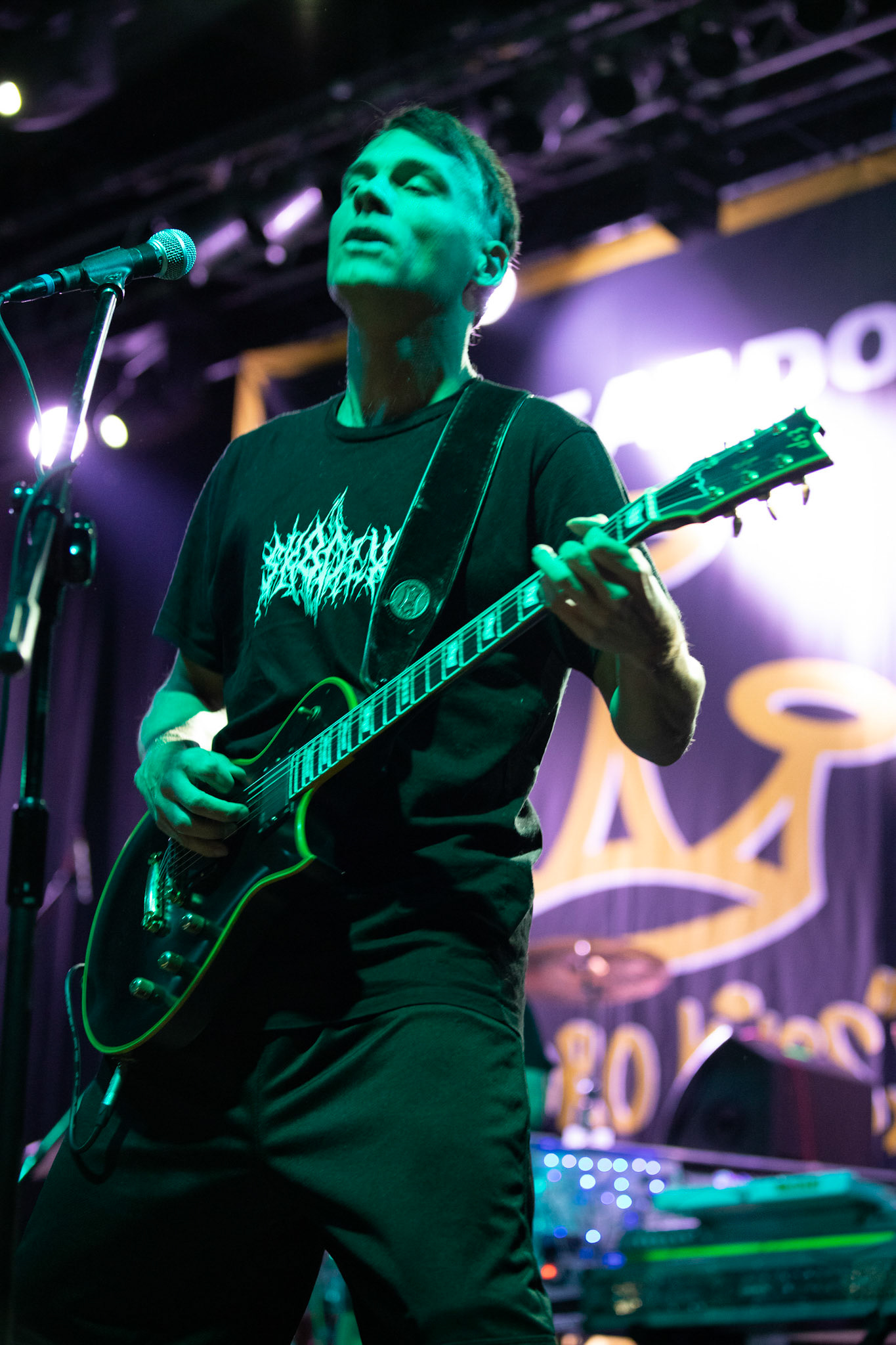 Dog Eat Dog - USA - hardcore, punkrock, rap, metal, hip hop,reggae, soul, funk,
Dave Neabore (bass), 
John Connor (vocals), 
Brandon Finley (drums) 
Roger Hämmerli (guitar)
Bozez (sax & beer)
koncert w Warszawskiej Progresji w ramach trasy 25 lat All Boro Kings zespołu Dog Eat Dog.
fot. Andrzej Wasilkiewicz/Reporter