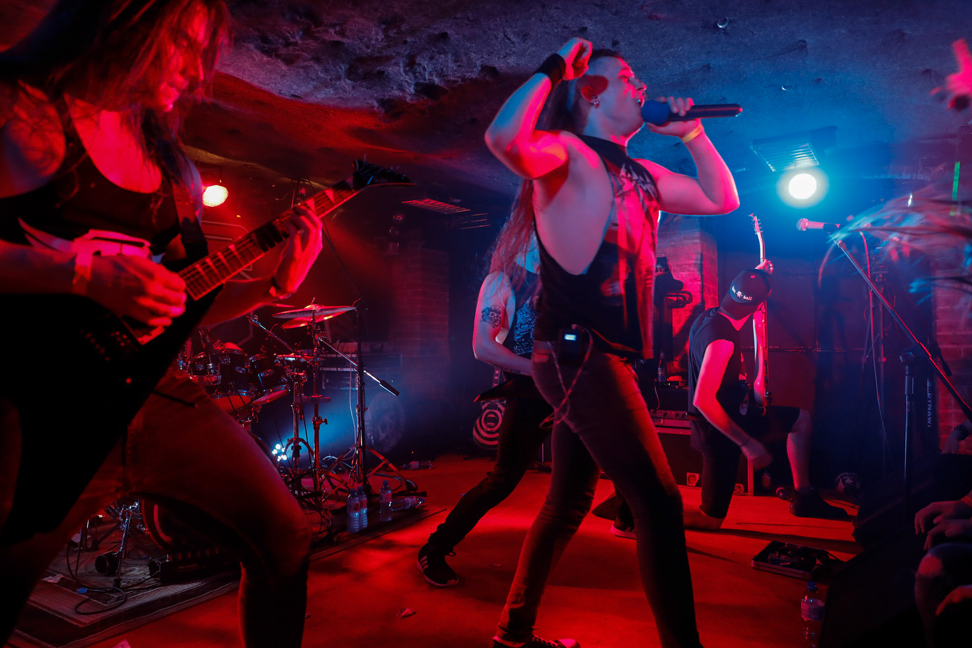 Tester Gier - Rybnik, Polska,
Crossover Thrash, Techniczny Punk Rock, hardcore,