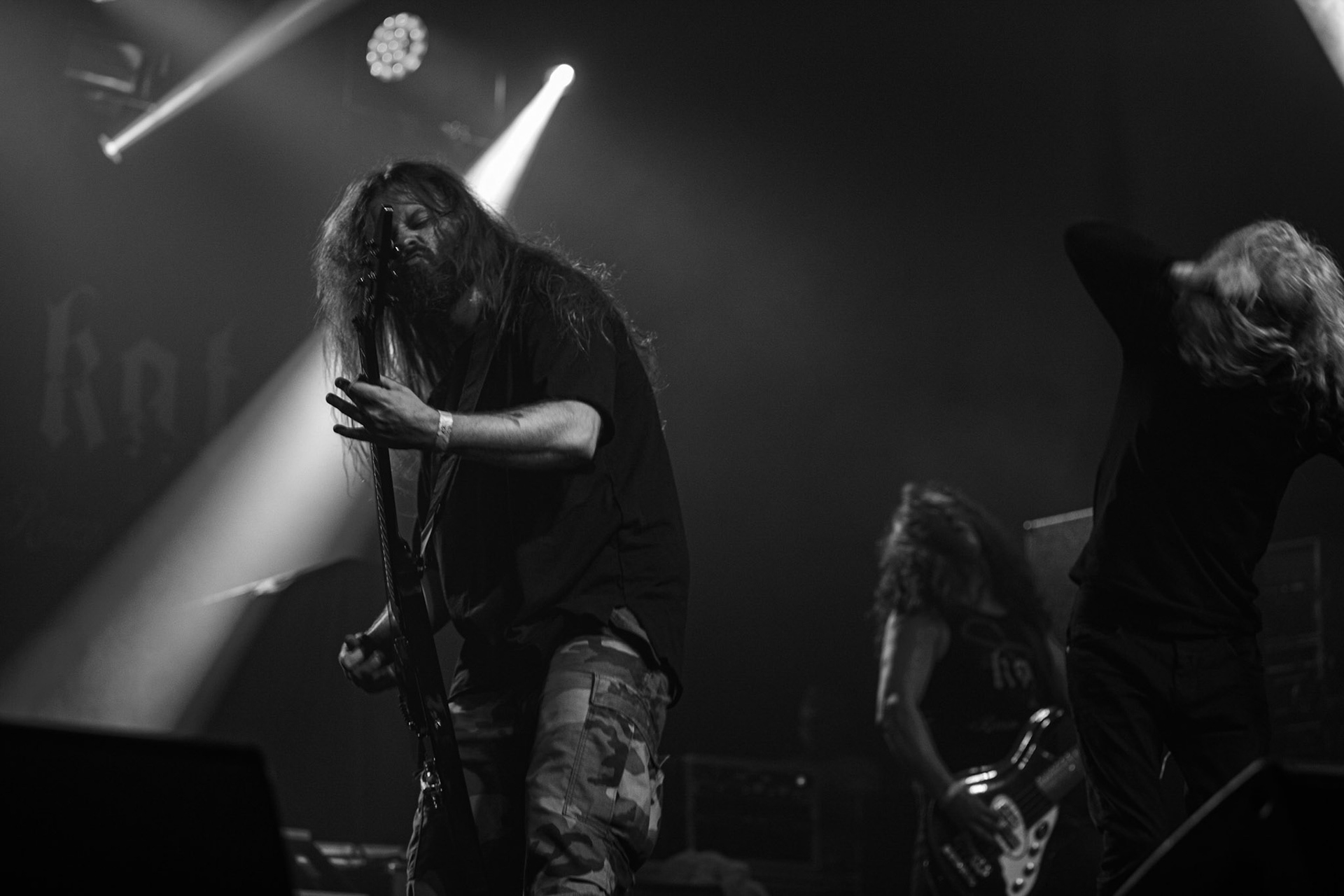 12.09.2021 - KAT i Roman Kostrzewski - koncert "Do zobaczenia w piekle" Wroclaw, Centrum Koncertowe A2.  Roman Kostrzewski – wokalJacek Nowak – perkusjaKrzysztof Pistelok – gitaraJacek Hiro – gitaraMichal Laksa – basGościnnie: Adam „Nergal” Darski (Behemoth)Piotr „Peter” Wiwczarek (Vader),Tomasz „Titus” Pukacki (Acid Drinkers)Adrian „Fred” Frelich (Dragon)Krzysztof „Fazi” Oset (ex-Kat)Piotr „Mancover” Mańkowski (Wolf Spider)Wacław „Vogg” Kiełtyka (Decapitated)Marek „Spider” Pająk (Vader)Jarek „Gronos” Gronowski (Dragon, ex-Kat)Paweł „Baitel” Pasek (Decapitated) Piotr Radecki (ex-Kat &amp; Roman Kostrzewski)fot. Andrzej kaziq Wasilkiewicz