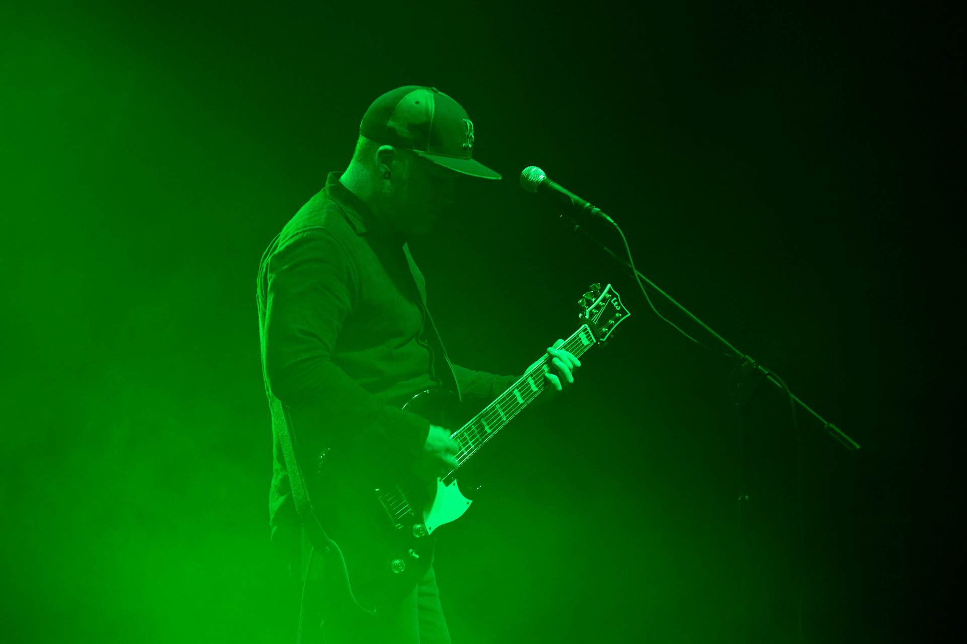 Slimboy - Szwajcaria - Alternative Rock, Punk, Rock,
Joel - Bass, Vocals
Silvio - Drums
Tristan - Guitar
koncert w Warszawskiej Progresji w ramach trasy 25 lat All Boro Kings zespołu Dog Eat Dog.
fot. Andrzej Wasilkiewicz/Reporter