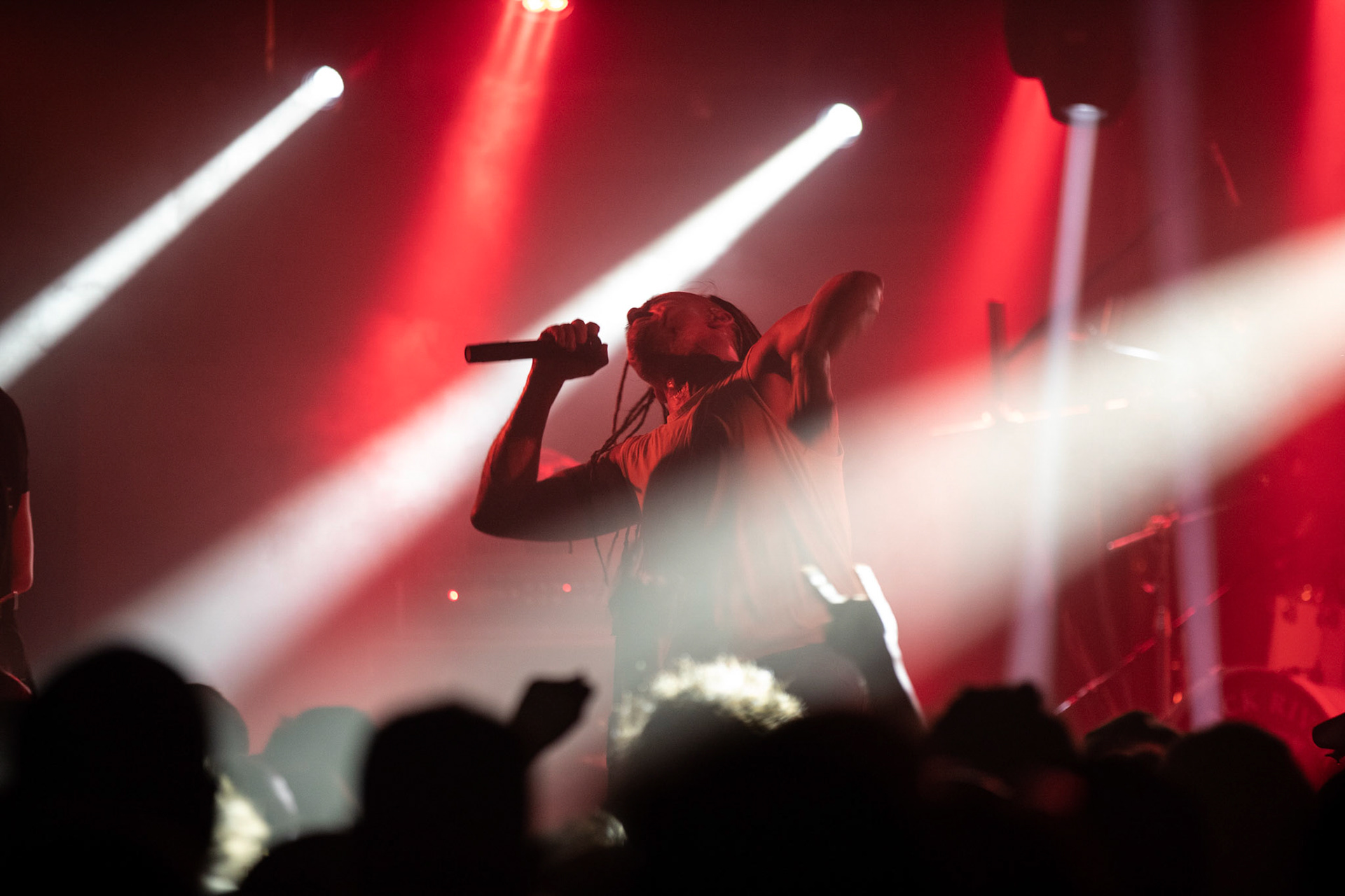 BLACK RIVER – rock, metal, punk, super grupa muzyków BEHEMOTH, DIMMU BORGIR, ROOTWATER, GEISHA GONER, HUNTER, VESANIA, NEOLITHIC.

Maciej Taff – wokal
Piotr „Kay” Wtulich – gitara
Artur „Art” Kempa – gitara
Tomasz „Orion” Wróblewski – bass
Dariusz „Daray” Brzozowski – perkusja
agencja Winiarybookings 
 fot. Andrzej Wasilkiewicz/Reporter