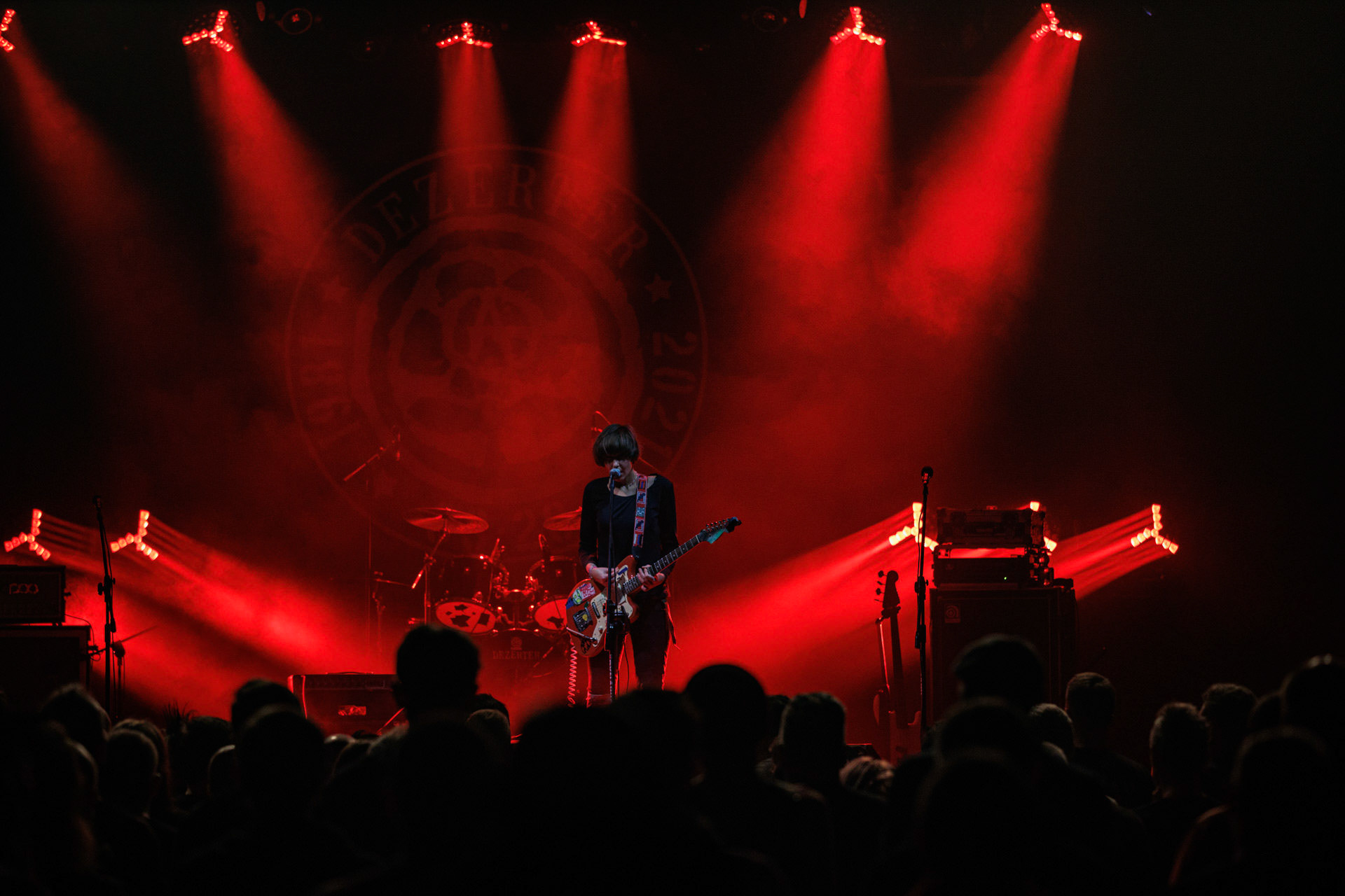 16.11.2021 The Pau koncert Warszawa Palladium. N/z The Pau gitara, Punkrock, hardcore, rock, alternatywa,fot. Andrzej Wasilkiewicz/REPORTER