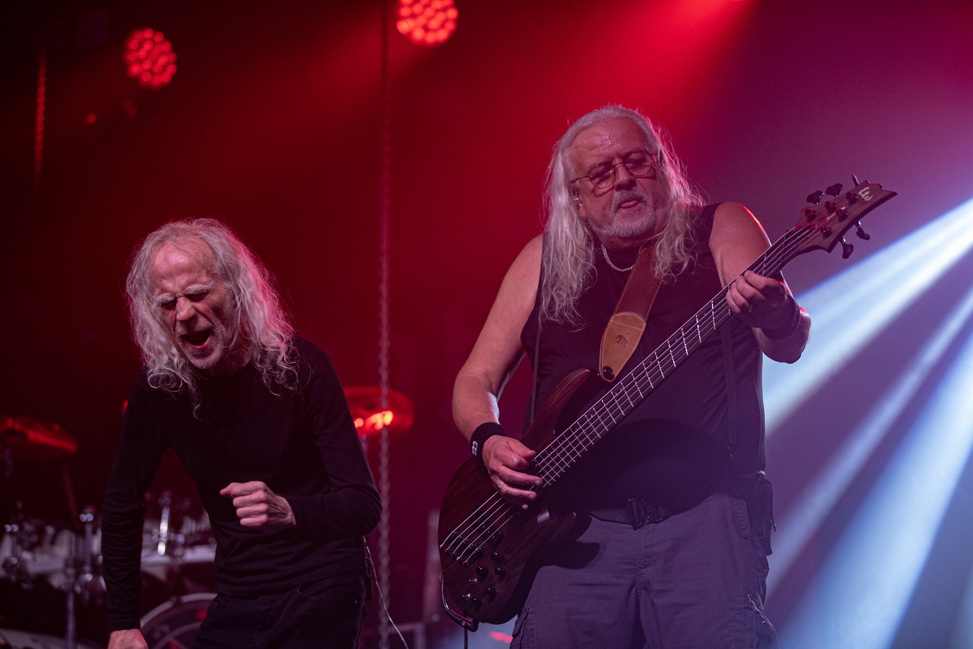 12.09.2021 - KAT i Roman Kostrzewski - koncert "Do zobaczenia w piekle" Wroclaw, Centrum Koncertowe A2.  Krzysztof „Fazi” Oset (Dragon, ex-Kat) i Roman Kostrzewski – wokal, fot. Andrzej kaziq Wasilkiewicz