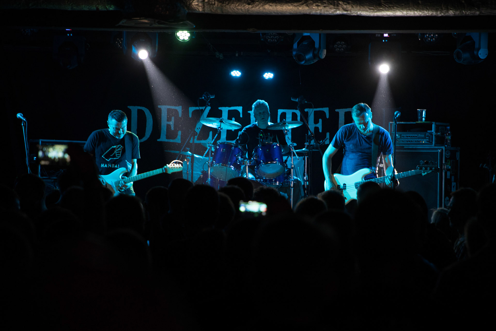 9.12.2017r Dezerter koncert Proxima, Robert Robal Matera gitara, wokal, Krzysztof Grabowski perkusja , Jacek Chrzanowski gitara basowa fot. Andrzej Wasilkiewicz/Reporter